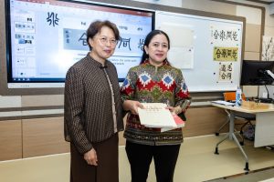 Ketua DPR RI Puan Maharani saat mengunjungi China Women's University (Universitas Perempuan China) dalam rangka kunjungan kerja di Republik Rakyat Tiongkok (RRT). Foto: Ist/vel