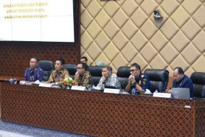 Wakil Ketua Komisi V DPR RI Andi Iwan Darmawan Aras saat mengisi Seminar Nasional di Ruang Komisi V DPR RI, Senayan, Jakarta, Rabu (29/5/2024). Foto: Arief/vel