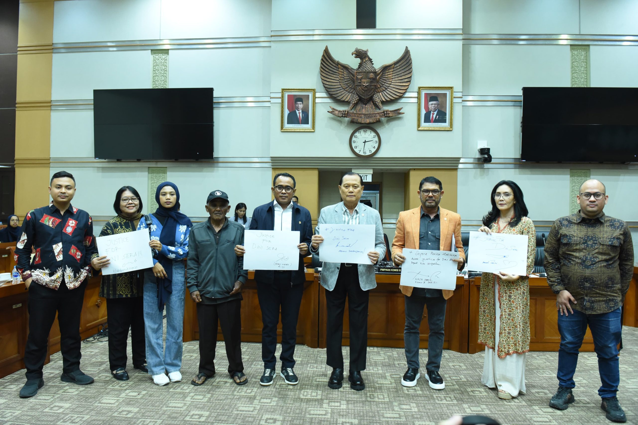 Anggota Komisi III DPR Heru Widodo saat aduan keluarga Dini Sera Afriyanti (29), korban dugaan penganiayaan hingga meninggal dunia oleh anak anggota DPR, Gregorius Ronald Tannur (31) di ruang rapat Komisi III DPR RI, Komplek Parlemen, Senayan, Jakarta, Senin (29/7/2024). Foto : Jaka/Andri.