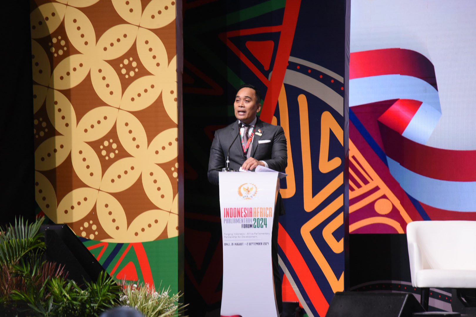 Wakil Ketua BKSAP DPR RI, Putu Supadma Rudana saat mengikuti sesi ketiga di Indonesia-Africa Parliamentary Forum (IAPF). Foto: Dep/vel.