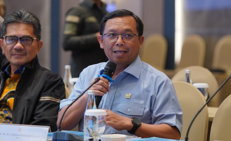 Anggota Komisi VI DPR RI Herman Khaeron dalam Kunjungan Kerja Reses ke Padang, Sumatera Barat, Jumat (6/12/2024). Foto : Els/Andri.