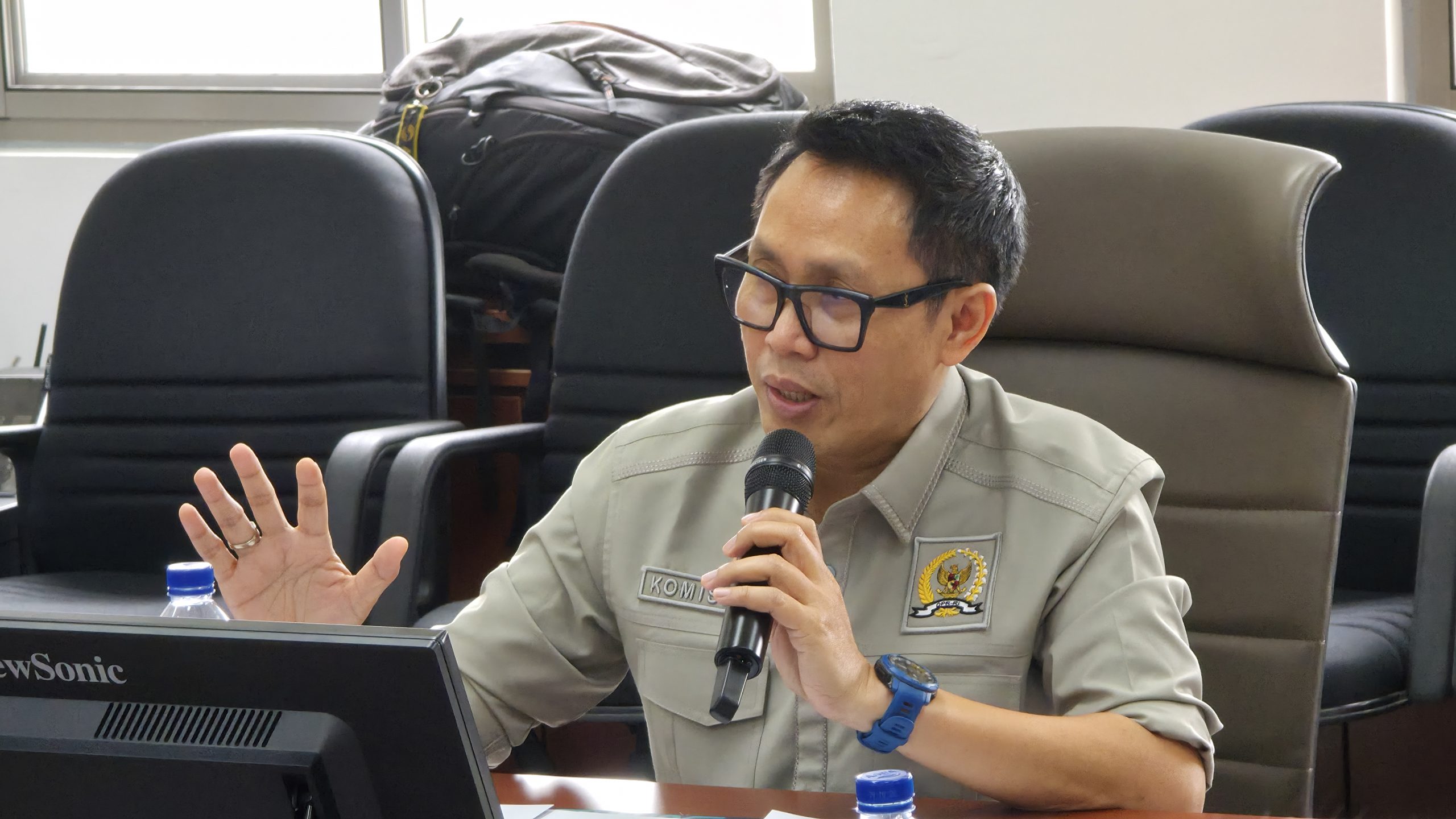 Wakil Ketua Komisi VI DPR RI Eko Hendro Purnomo, saat mengikuti Kunjungan Kerja Spesifik Komisi VI DPR RI ke Smelter PT Freeport Indonesia di Kabupaten Gresik, Jawa Timur, Kamis (20/02/2025). Foto: Nadhen/vel.
