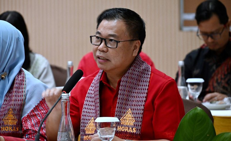 Anggota Komisi X DPR RI, Sofyan Tan saat Kunjungan Kerja Spesifik Komisi X DPR RI ke BPS Sumut di Medan, Kamis (30/1/2025). Foto : Ria/Andri.