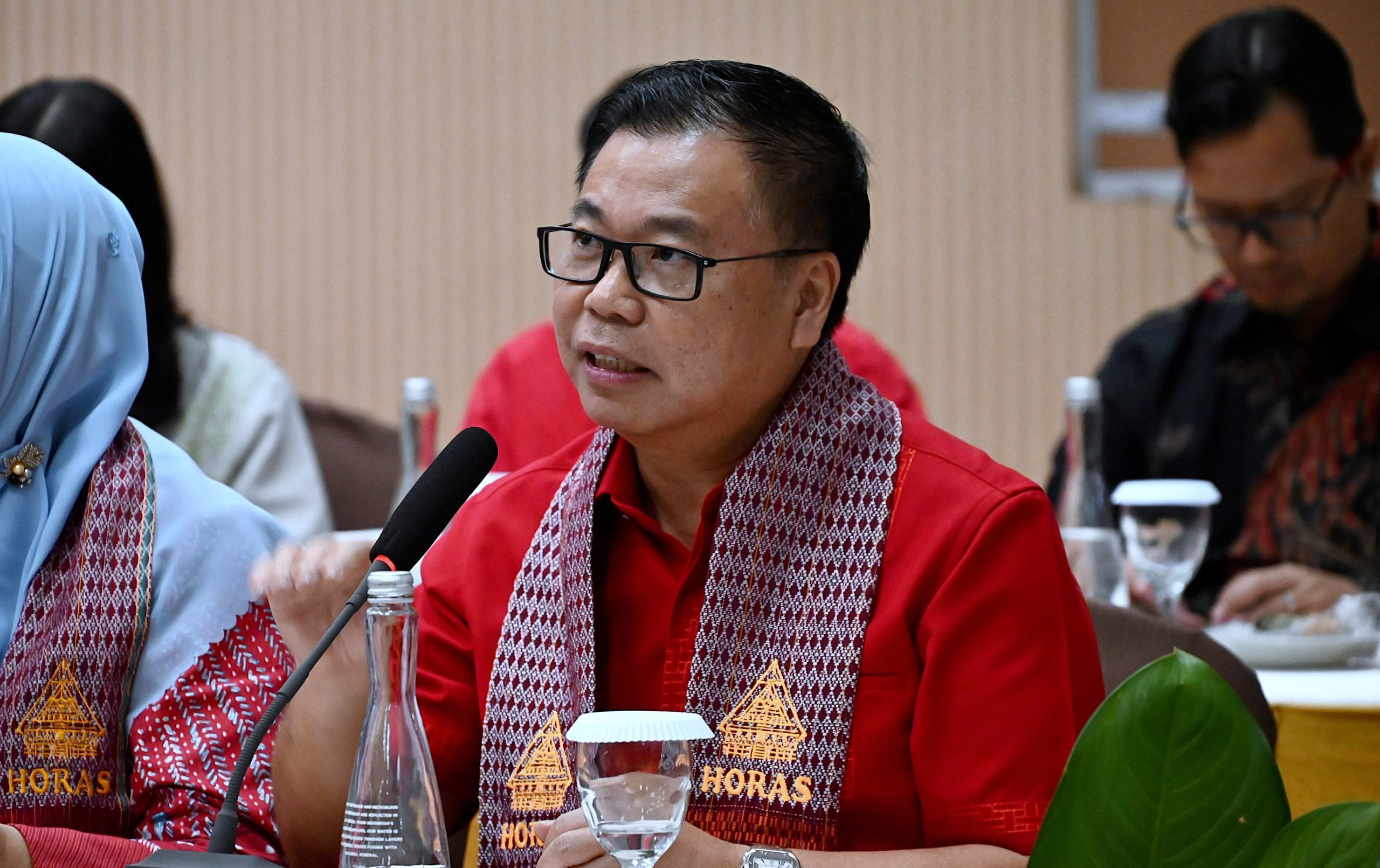 Anggota Komisi X DPR RI, Sofyan Tan saat Kunjungan Kerja Spesifik Komisi X DPR RI ke BPS Sumut di Medan, Kamis (30/1/2025). Foto : Ria/Andri.