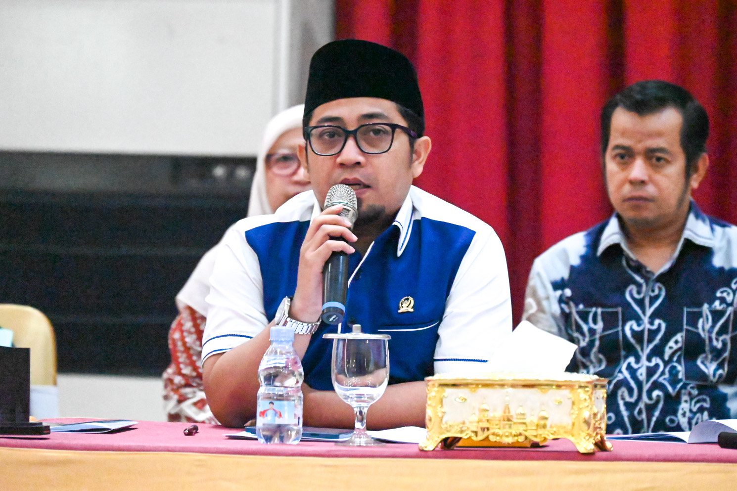Anggota Komisi II DPR RI Muhammad Khozin, saat mengikuti Kunjungan Kerja Spesifik Komisi II DPR RI di Pekanbaru, Riau, Rabu (19/2/2025). Foto: Ridwan/vel.