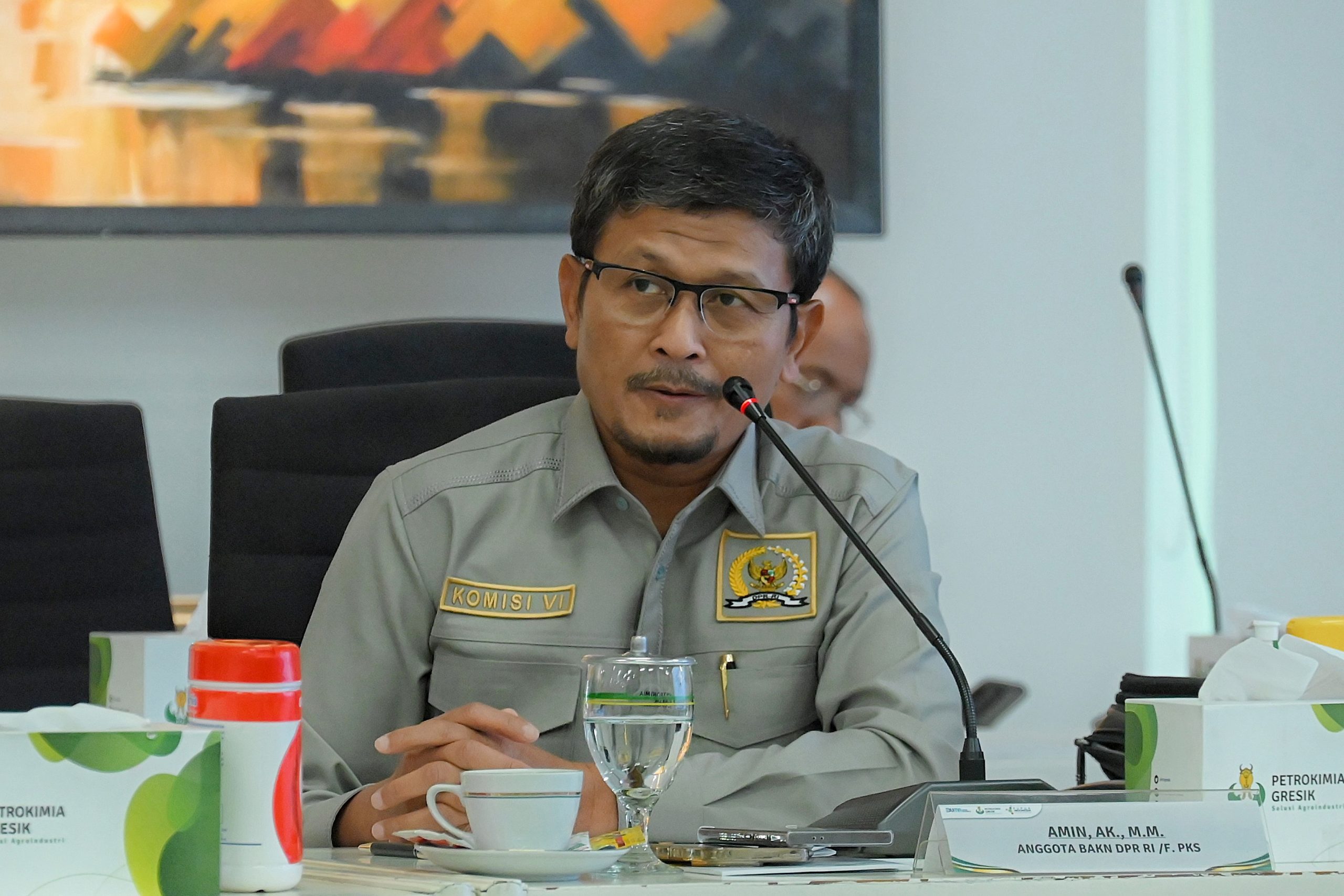 Anggota BAKN DPR RI Amin Ak di sela - sela pertemuan BAKN DPR RI dengan Petrokimia di Gresik, Jawa Timur, Jumat (7/2/2025). Foto : Tari/Andri.