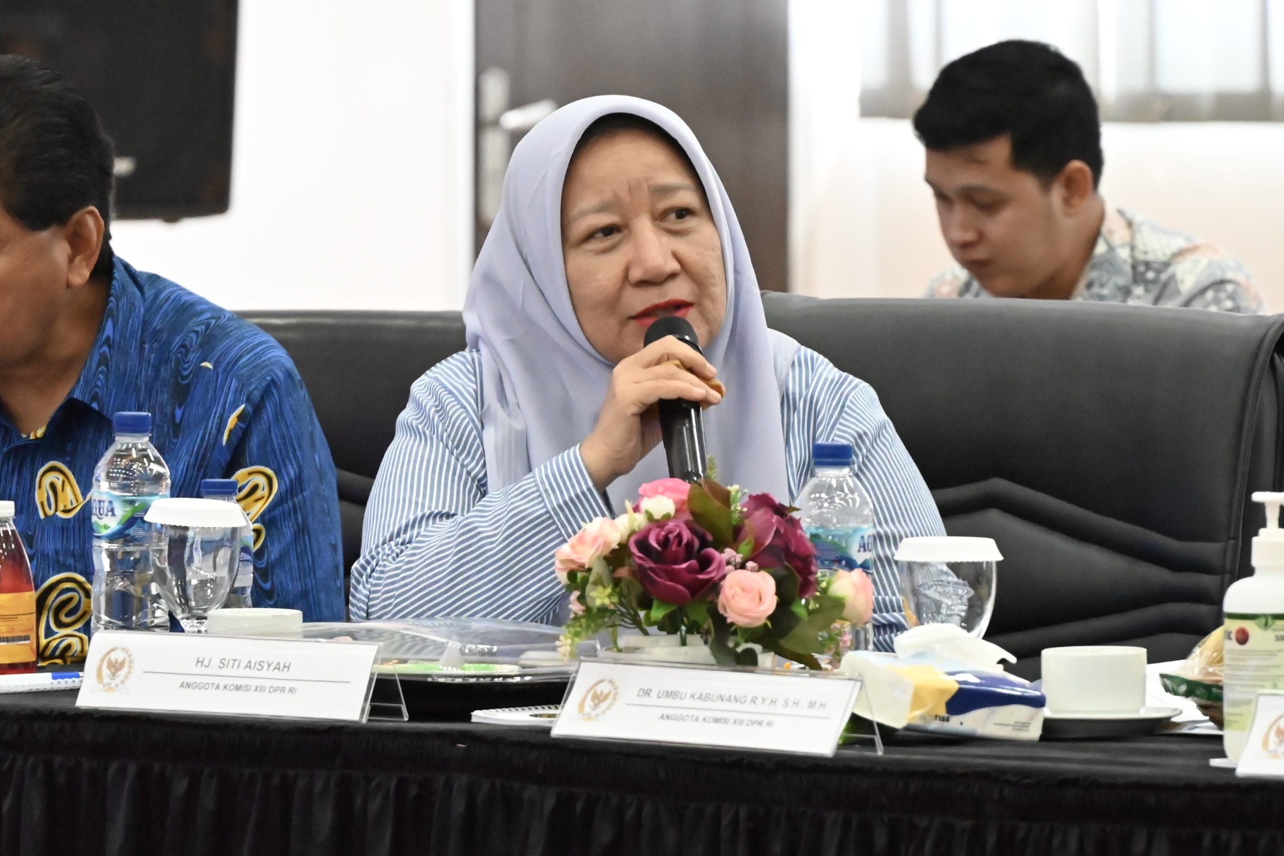 Anggota Komisi XIII DPR RI Siti Aisyah, saat mengikuti kunjungan kerja spesifik Komisi XIII DPR RI ke Lapas Nusakambangan, Cilacap, Jawa Tengah, Sabtu (22/02/2025). Foto: Galuh/vel.