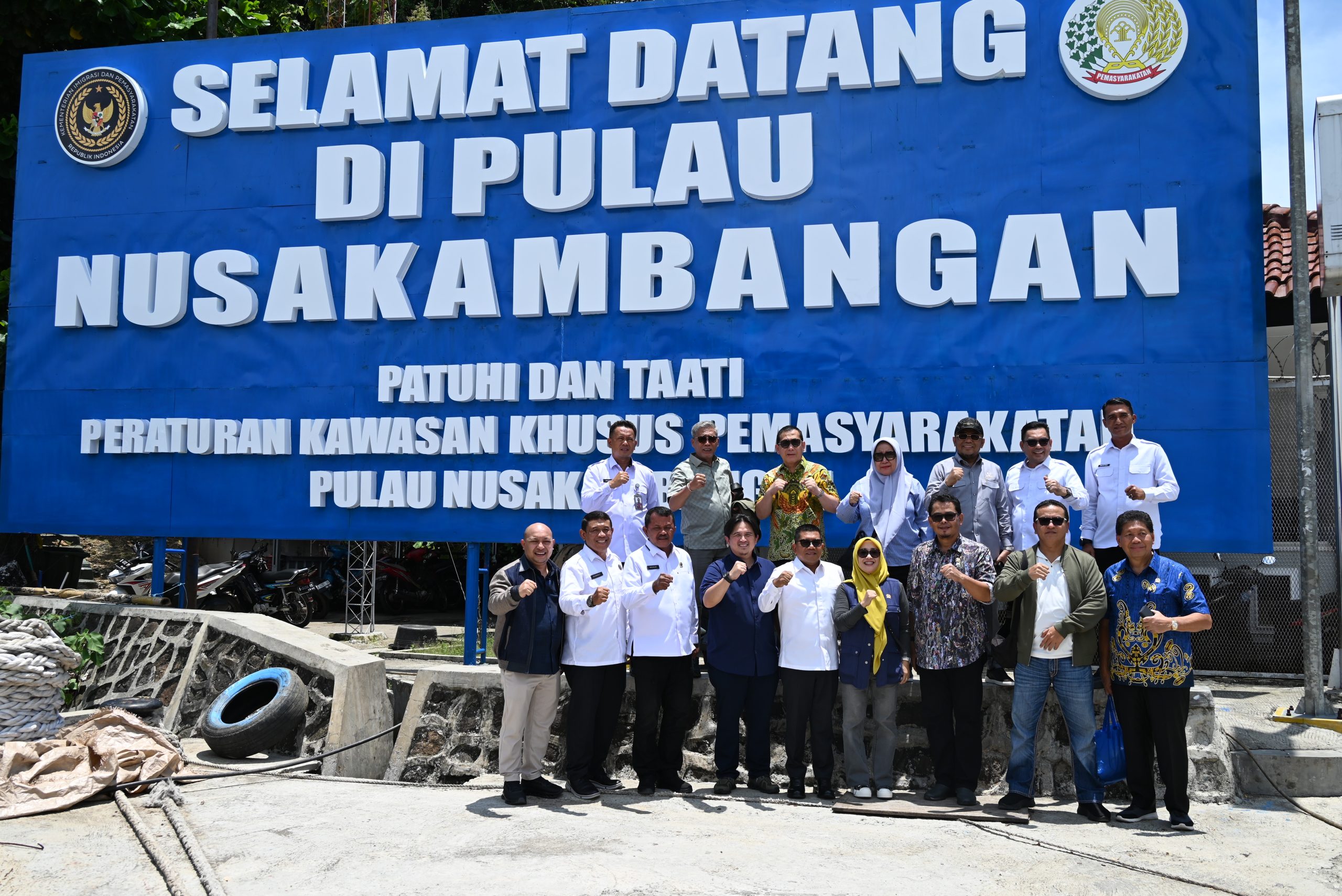 Wakil Ketua Komisi XIII DPR RI Rinto Subekti, bersama tim saat kunjungan kerja spesifik Komisi XIII DPR RI ke Lapas Nusakambangan, Cilacap, Jawa Tengah, Sabtu (22/02/2025). Foto: Galuh/vel.