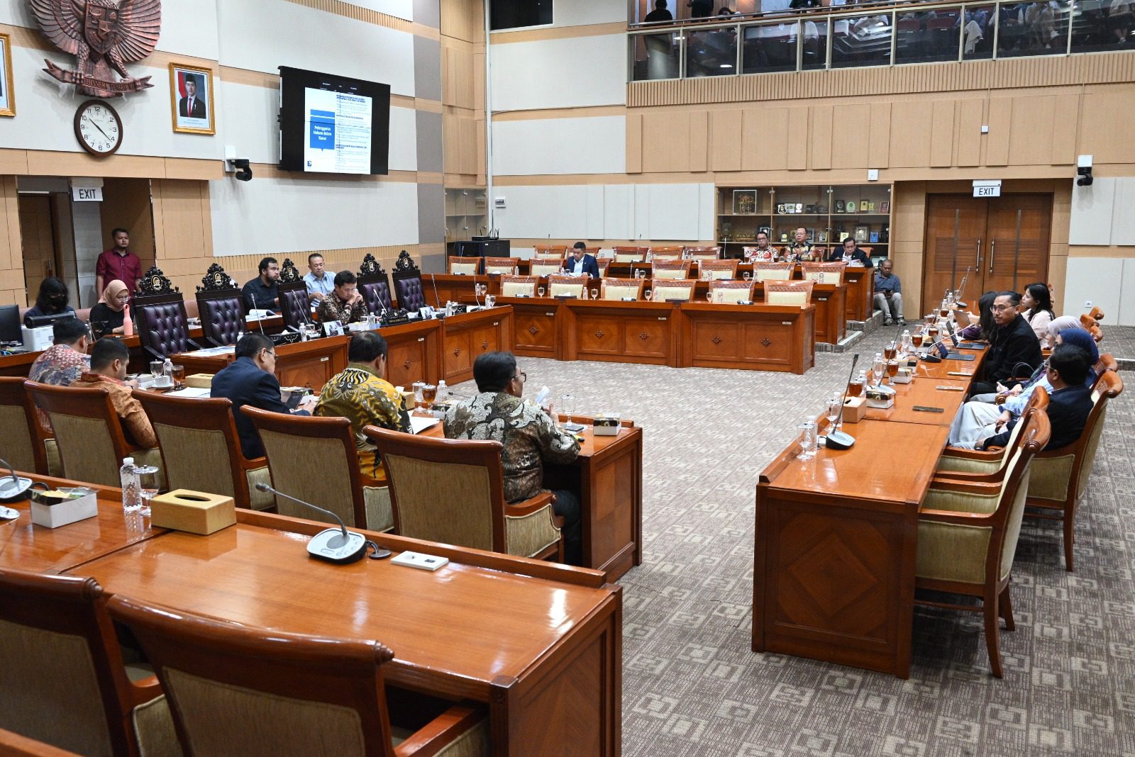 Ketua Komisi III DPR RI Habiburokhman, saat memimpin Rapat Dengar Pendapat Umum dengan Ketua Badan Pengurus Nasional PBHI di Ruang Rapat Komisi III, Gedung Nusantara II DPR RI, Senayan, Jakarta, Senin (24/2/2025). Foto: Dep/vel.