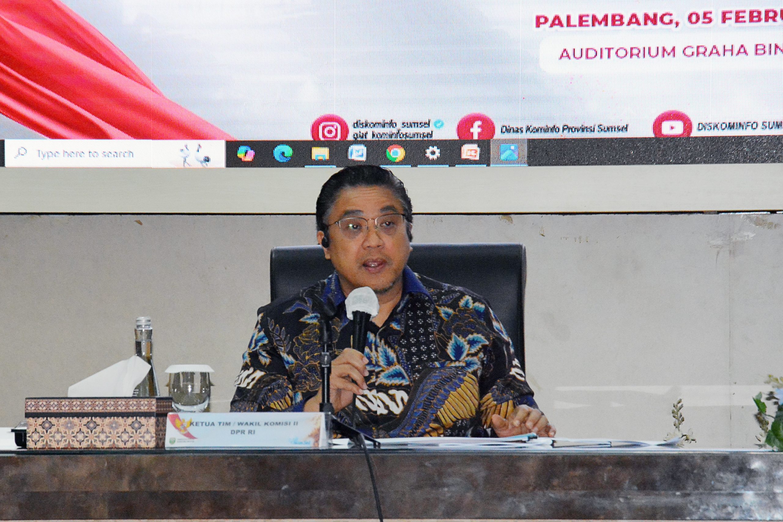 Ketua Tim Kunjungan Kerja Spesifik Komisi II DPR RI, Dede Yusuf Macan Effendi saat memimpin kunjungan kerja di Palembang, Sumatera Selatan, Rabu (5/2/2025). Foto : Ayu/Andri.
