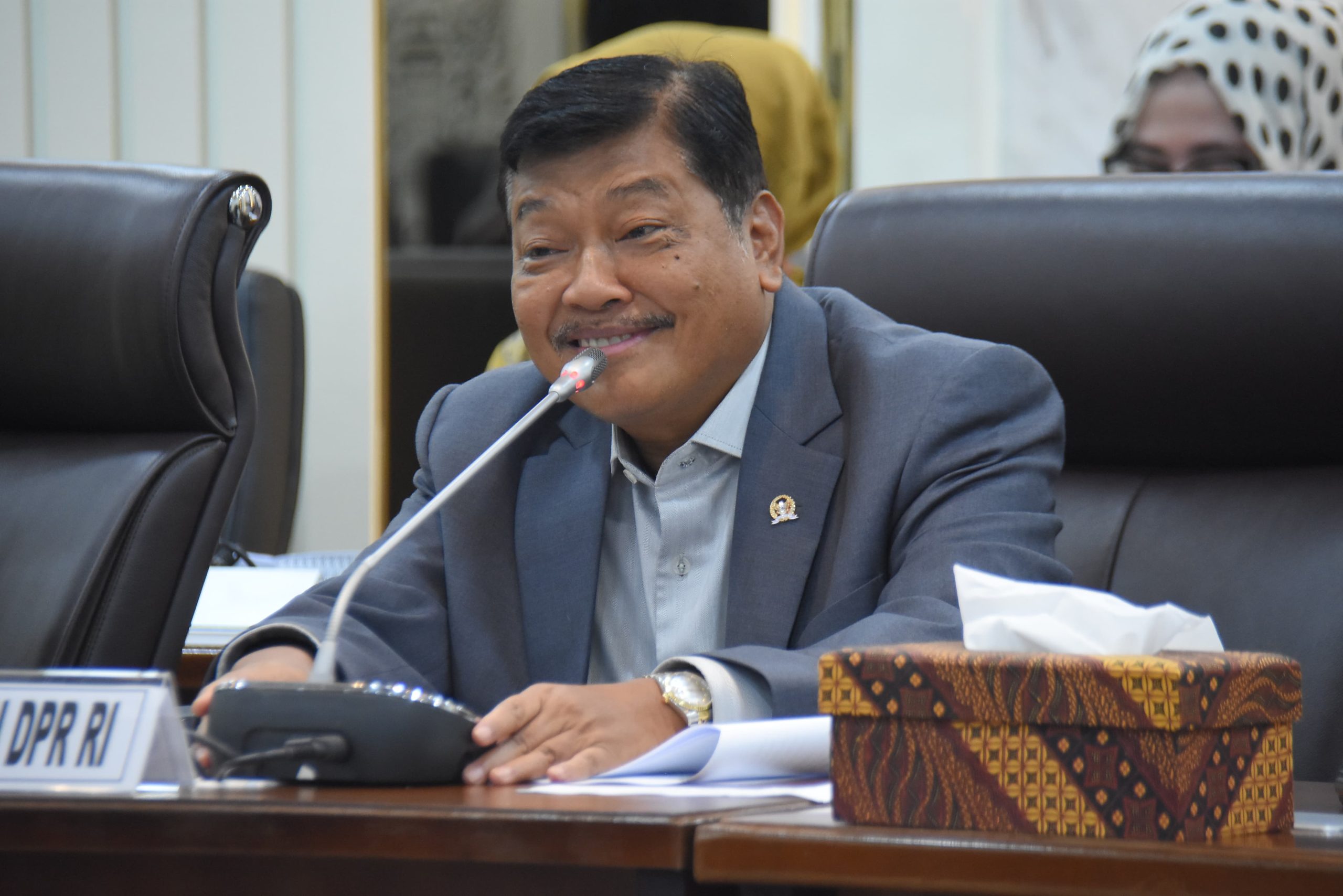Ketua BAKN DPR RI Andreas Eddy Susetyo, memimpin Rapat Dengar Pendapat (RDP) dengan PT Perkebunan Nusantara (PTPN) Holding dan PT Perhutani di Gedung Nusantara II, Senayan, Jakarta, Selasa (11/3/2025). Foto: Runi/vel.