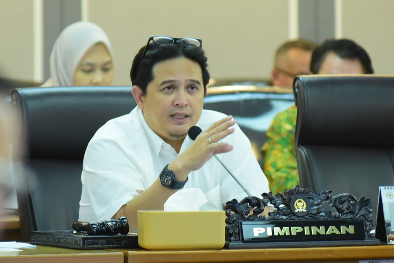 Wakil Ketua Komisi XIII DPR RI Rinto Subekti, saat memimpin Rapat Dengar Pendapat denganSekretaris Kementerian Sekretariat Negara (Kemensetneg) Setya Utama, Direktur Utama PPKGBK Rakhmadi Alif dan Direktur Utama PPK Kemayoran Medi Kristianto, di Gedung Nusantara II DPR RI, Senayan, Jakarta, Rabu (19/3/2025). Foto: Oji/vel.