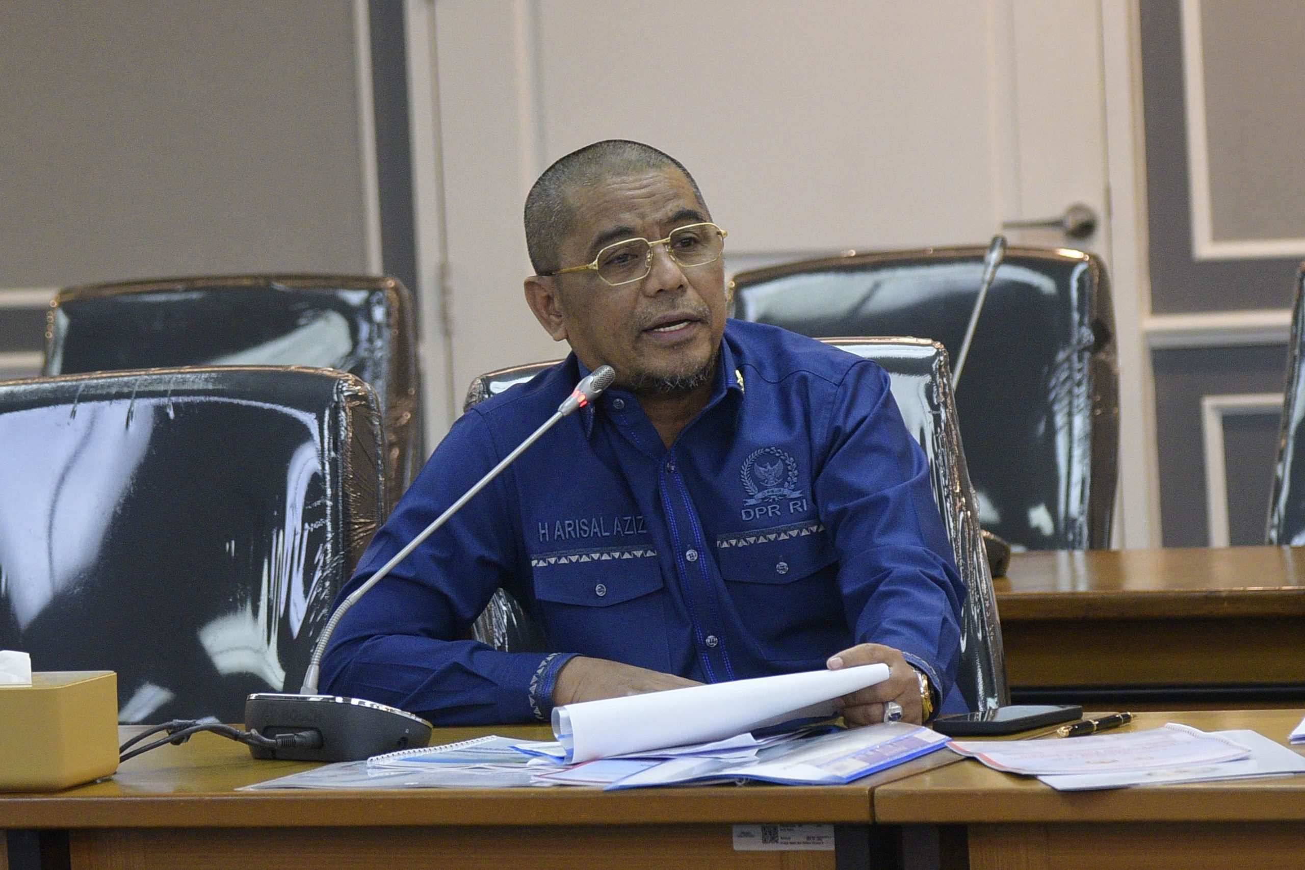 Anggota Komisi XIII DPR RI Arisal Aziz dalam RDP Komisi XIII dengan Ketua LPSK, Dirjen Kesehatan, Dirut BPJS Kesehatan, Dirut BPJS Ketenagakerjaan di Gedung Nusantara II, Senayan, Jakarta, Selasa (18/03/2025). Foto : Munchen/Andri.