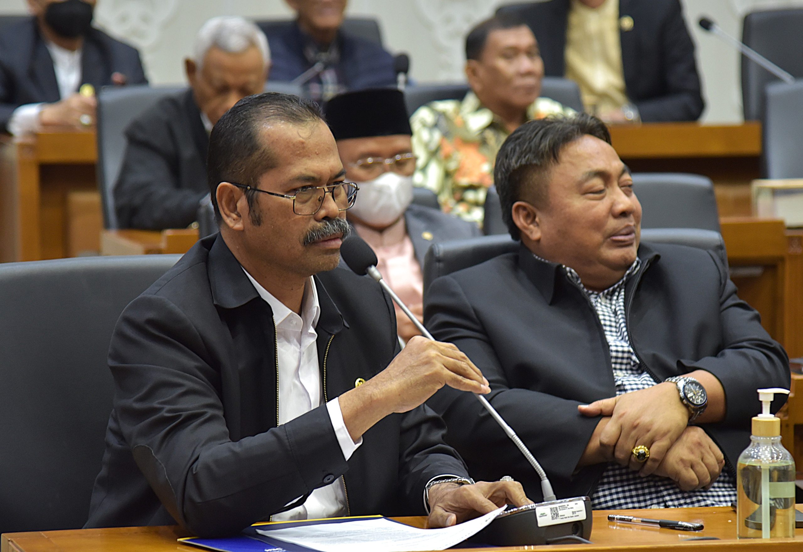 Anggota Badan Legislasi DPR RI Furtasan Ali Yusuf dalam Rapat Pleno Baleg DPR RI di Gedung Nusantara I DPR RI, Senayan, Jakarta, Senin (17/3/2025). Foto : Geral/Andri.