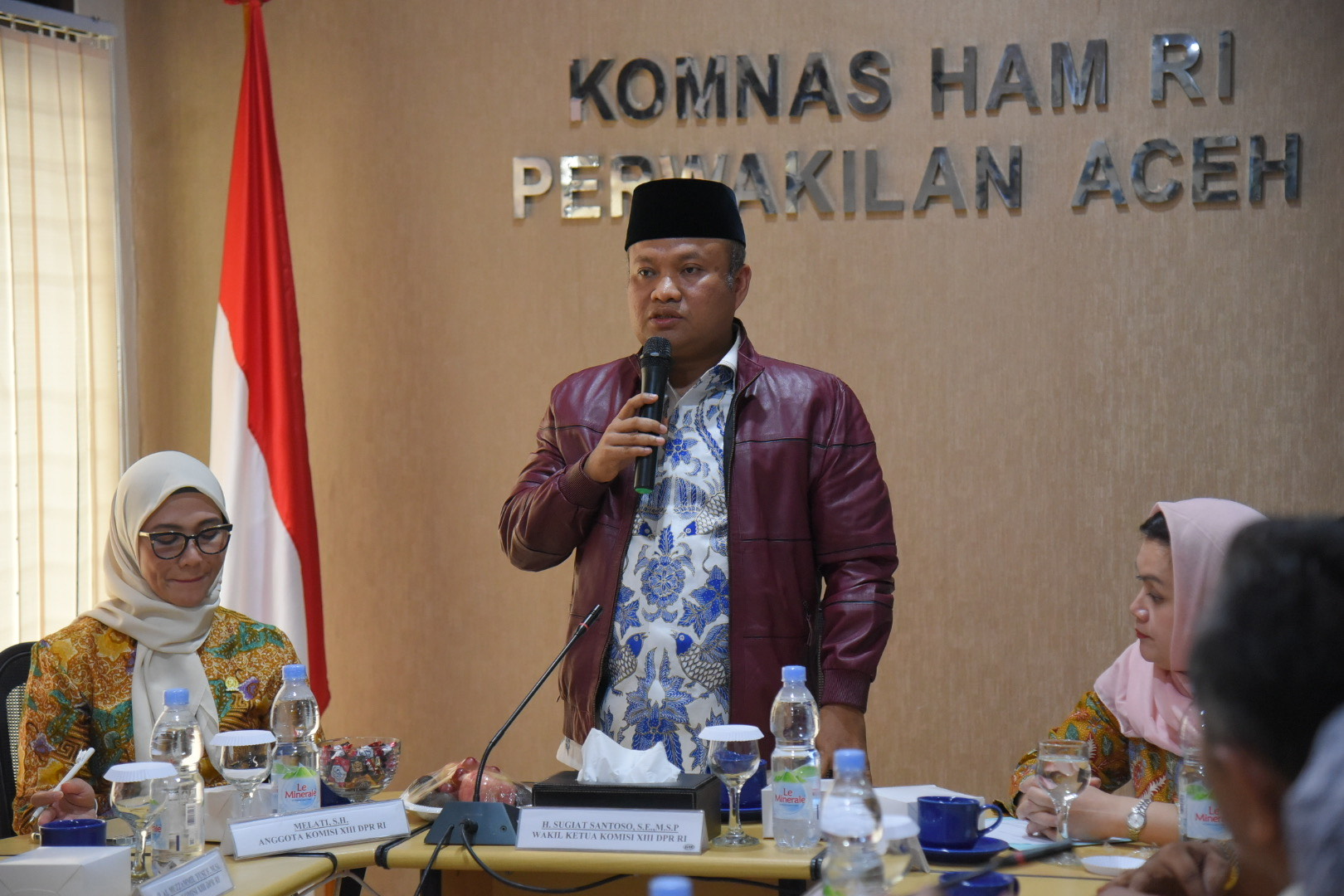 Wakil Ketua Komisi XIII DPR RI Sugiat Santoso dalam Kunjungan Kerja Reses Komisi XIII DPR RI ke Kantor Perwakilan Komnas HAM di Banda Aceh, Kamis (10/4/2025). Foto : Ubaid/Andri.