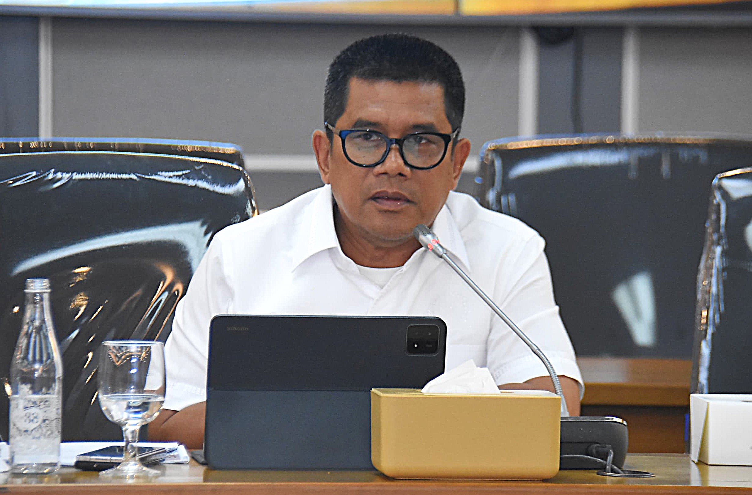 Anggota Komisi XIII DPR RI, Muslim Ayub dalam Audiensi Komisi XIII dengan eks karyawan OCI di Gedung Nusantara II, DPR RI, Senayan, Jakarta, Rabu (23/4/2025). Foto : Runi/Andri.