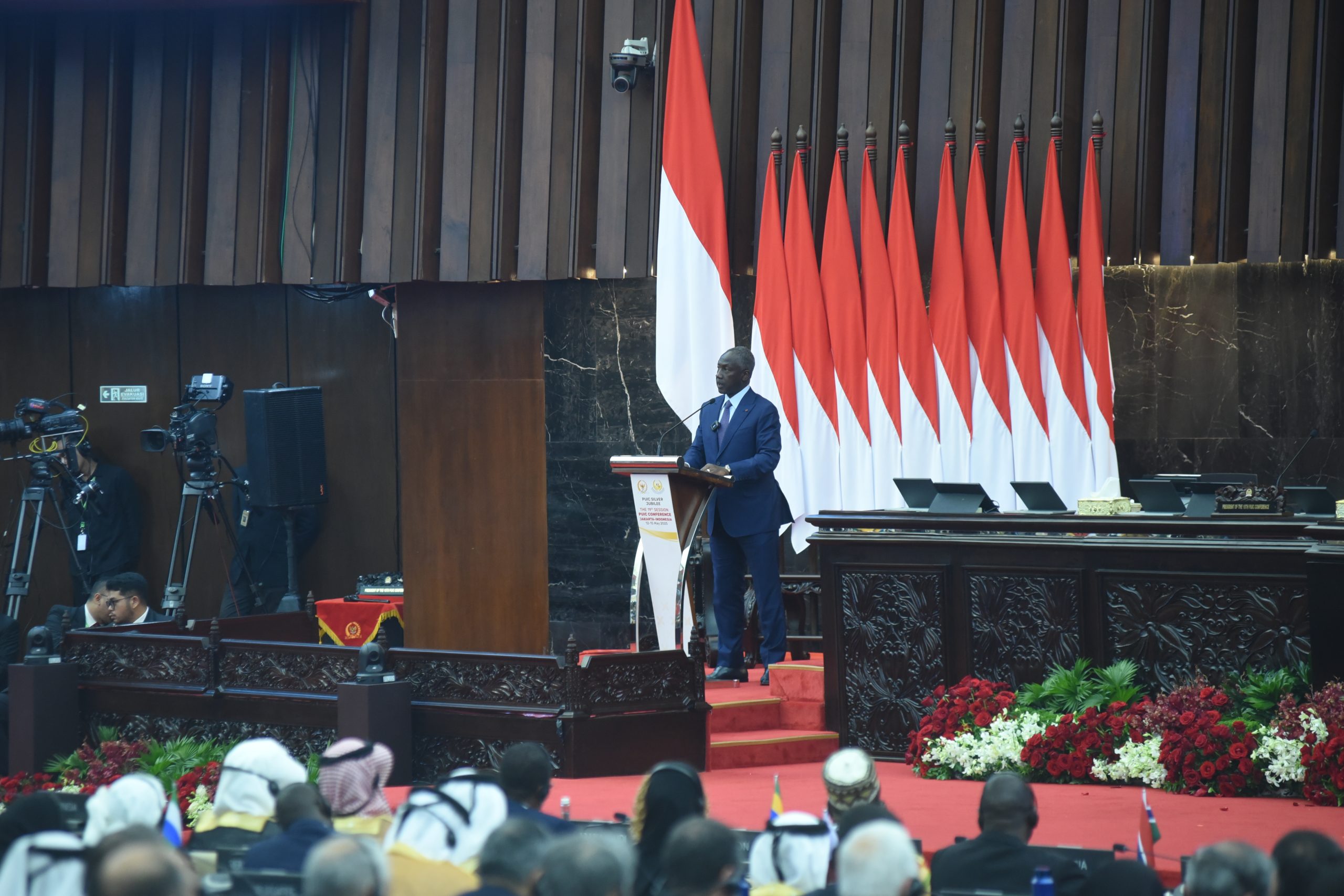 Ketua Parlemen Republik Pantai Gading Adama Bictogo saat menyampaikan pidato pada Sidang ke-26 Komite Umum PUIC di Gedung Nusantara, Senayan, Jakarta, Rabu (14/5/2025). Foto: Jaka/vel.