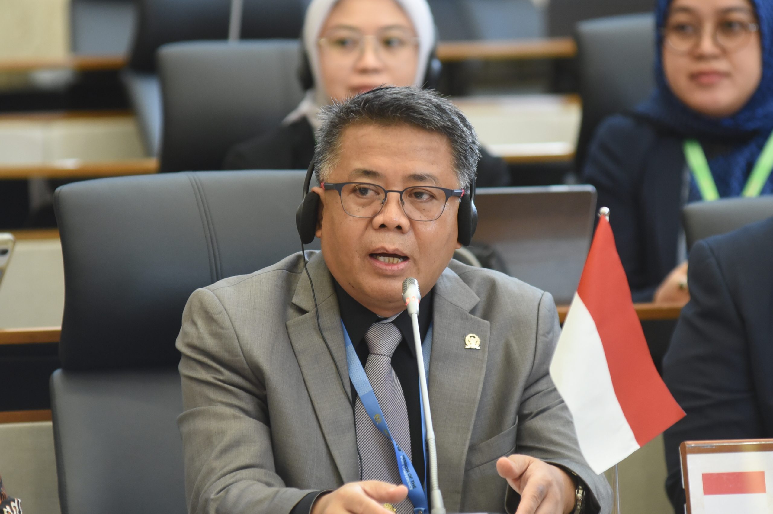 Anggota BKSAP DPR RI Mohamad Sohibul Iman dalam Konferensi ke-19 Parliamentary Union of the OIC Member States (PUIC) atau Sidang Umum Persatuan Parlemen Anggota OKI (Organisasi Kerja Sama Islam) di Gedung Nusantara, Senayan. Jakarta, Senin (12/05/2025). Foto : Jaka/Andri.