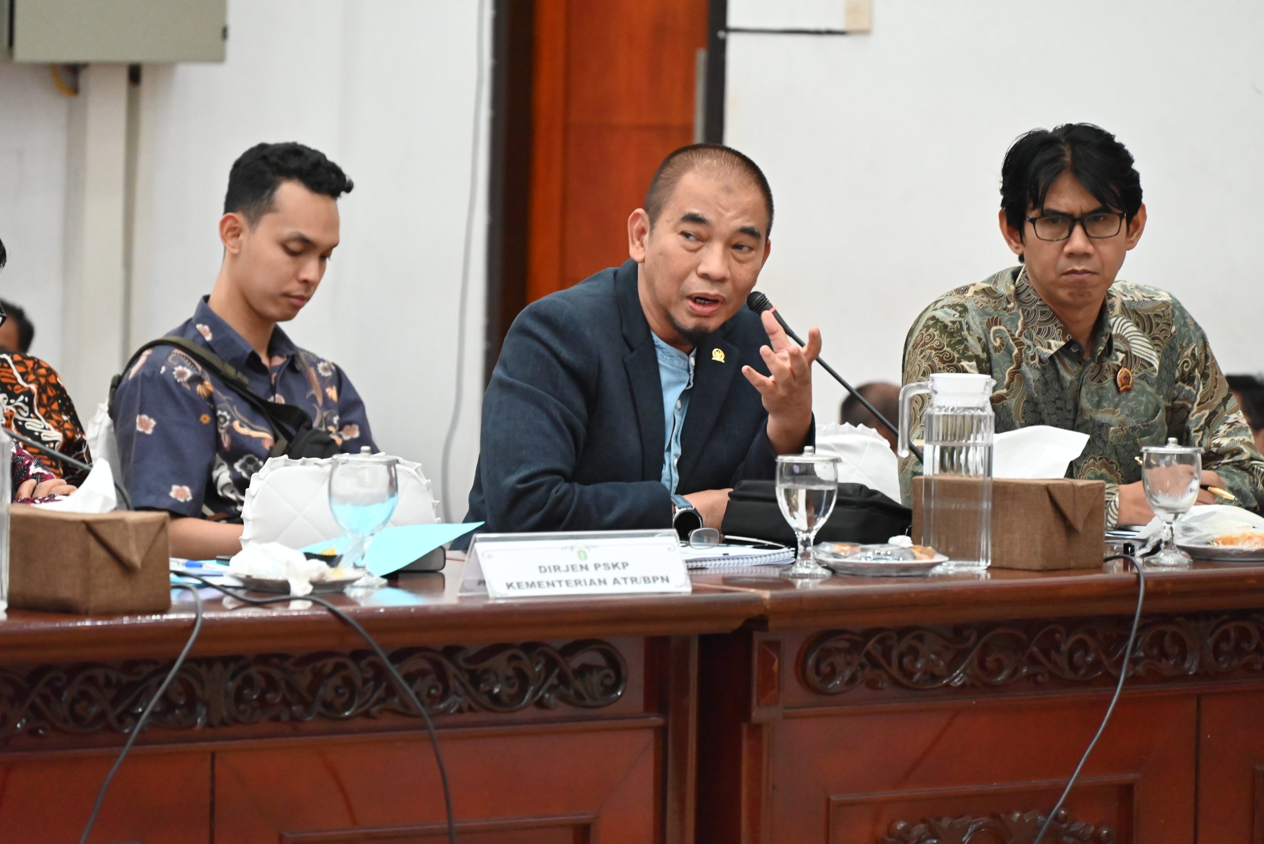 Anggota Komisi II DPR RI Wahyudin Noor Aly saat mengikuti Kunjungan Kerja Spesifik ke Pontianak, Kalimantan Barat, Rabu (7/5/2025). Foto: Puntho/vel.