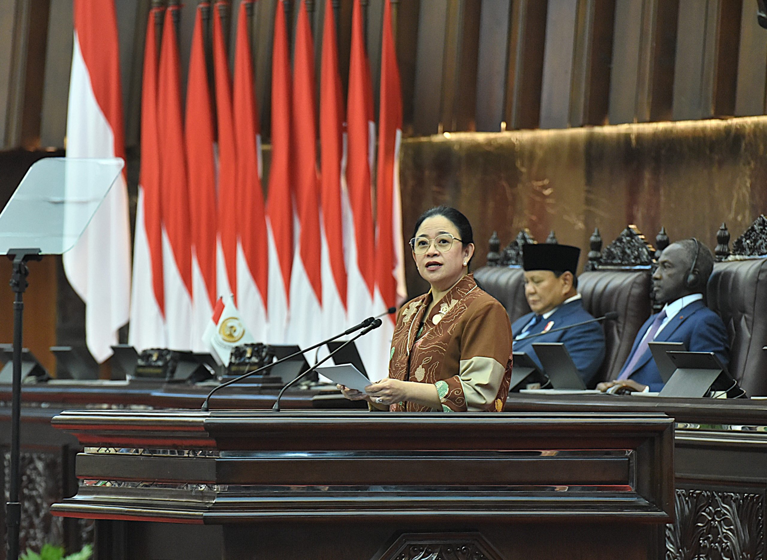 Ketua DPR RI Dr. (H.C.) Puan Maharani dalam pidato pada Inaugural Session of The 19th Session of The PUIC Conference yang digelar di Ruang Paripurna, Gedung Nusantara, Senayan, Jakarta, Rabu (14/5/2025). Foto : Jaka/Andri.