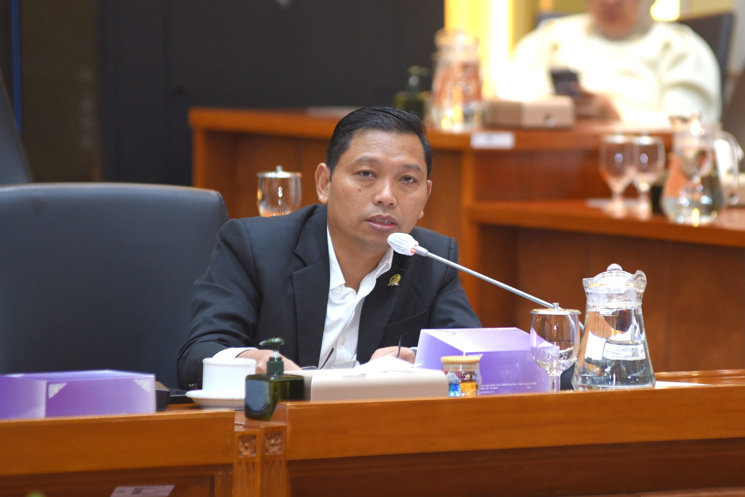Anggota Komisi IX DPR RI Zainul Munasichin dalam rapat kerja bersama Kemenkes di Gedung DPR, Rabu (14/5/2025). Foto: Geraldi/vel.