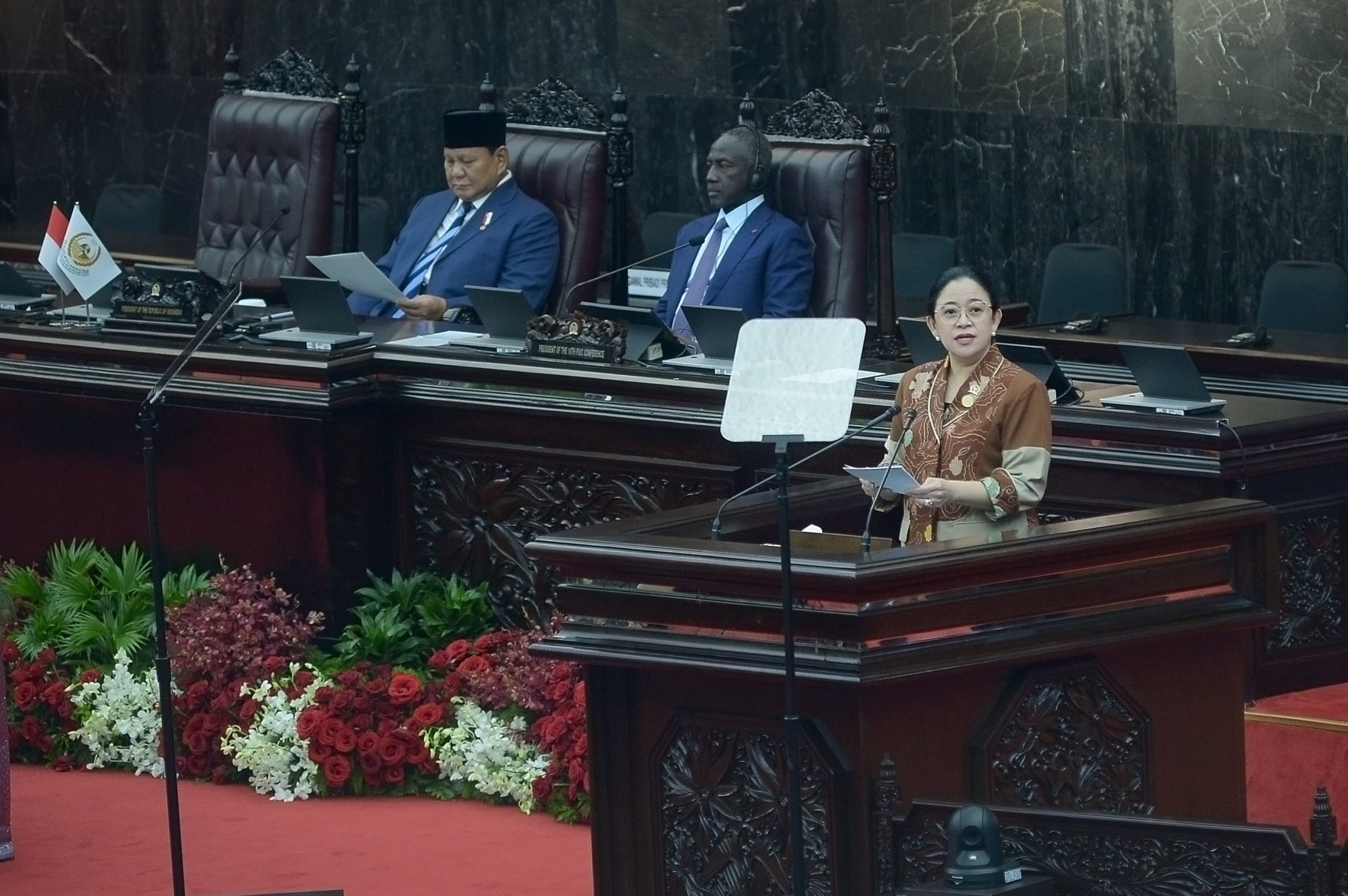 Ketua DPR RI Dr. (H.C.) Puan Maharani dalam pidato pada Inaugural Session of The 19th Session of The PUIC Conference yang digelar di Ruang Paripurna, Gedung Nusantara, Senayan, Jakarta, Rabu (14/5/2025). Foto : Runi/Andri.