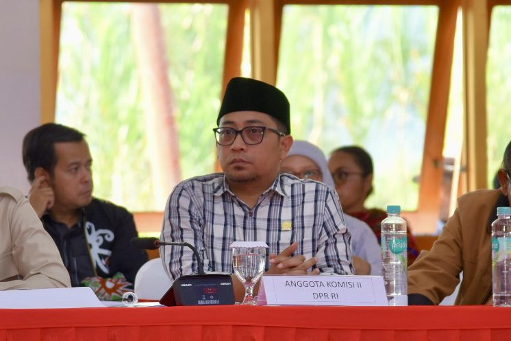 Anggota Komisi II DPR RI, Muhammad Khozin saat kunjungan kerja spesifik Komisi II DPR RI ke Wamena, Provinsi Papua Pegunungan, Jumat (16/05/2025). Foto: Ulfi/vel.