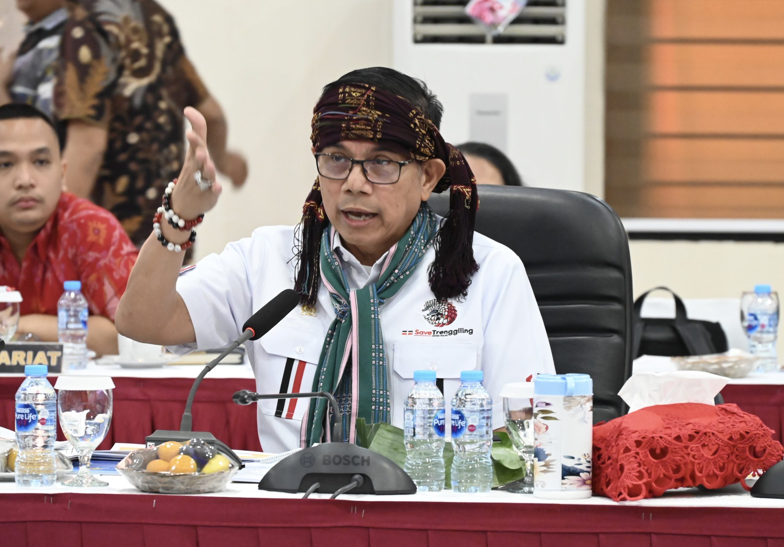 Anggota Komisi III DPR RI, Hinca I. P. Panjaitan XIII, saat mengikuti kunjungan kerja spesifik Komisi III DPR RI ke Serang, Banten, Selasa (29/4/2025). Foto: Yasmin/vel.