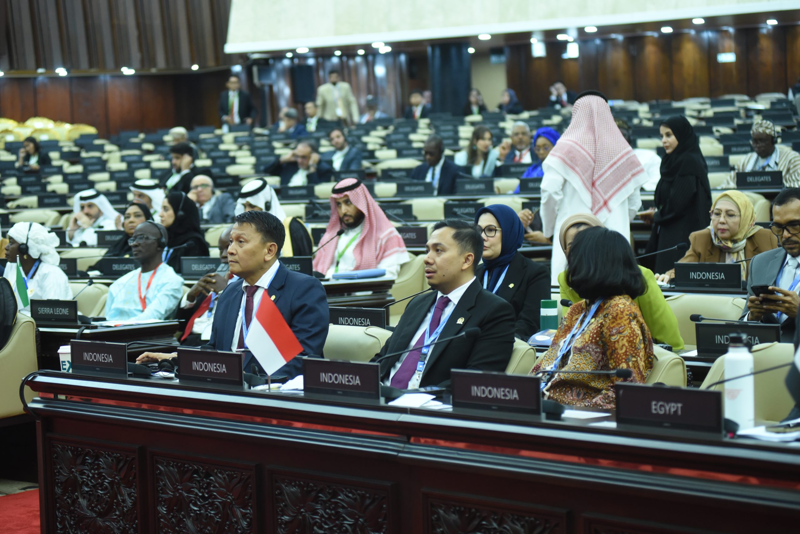 Ketua Badan Kerja Sama Antar Parlemen (BKSAP) DPR RI, Mardani Ali Sera saat mengikuti rangkaian Konferensi Parliamentary Union of the OIC Member States (PUIC) ke-19 di Gedung DPR, Kompleks Parlemen, Senayan, Jakarta, Rabu (14/5/2025). Foto: Jaka/vel.