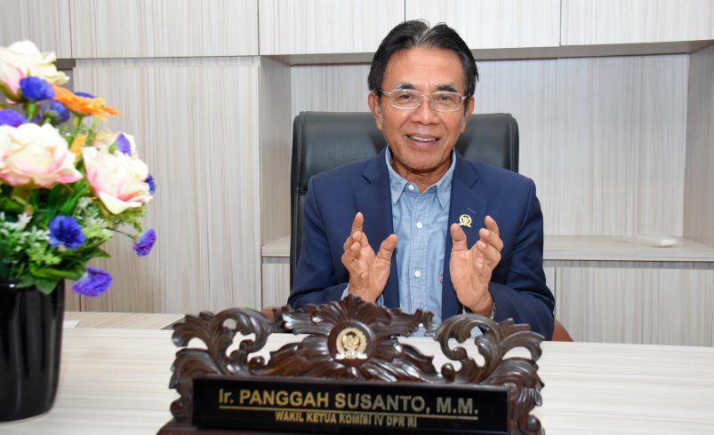 Wakil Ketua Komisi IV DPR RI, Panggah Susanto, saat diwawancara oleh Parlementaria di Gedung Nusantara, DPR RI, Senayan, Jakarta, Selasa (30/4/2025). Foto: Runi/vel.