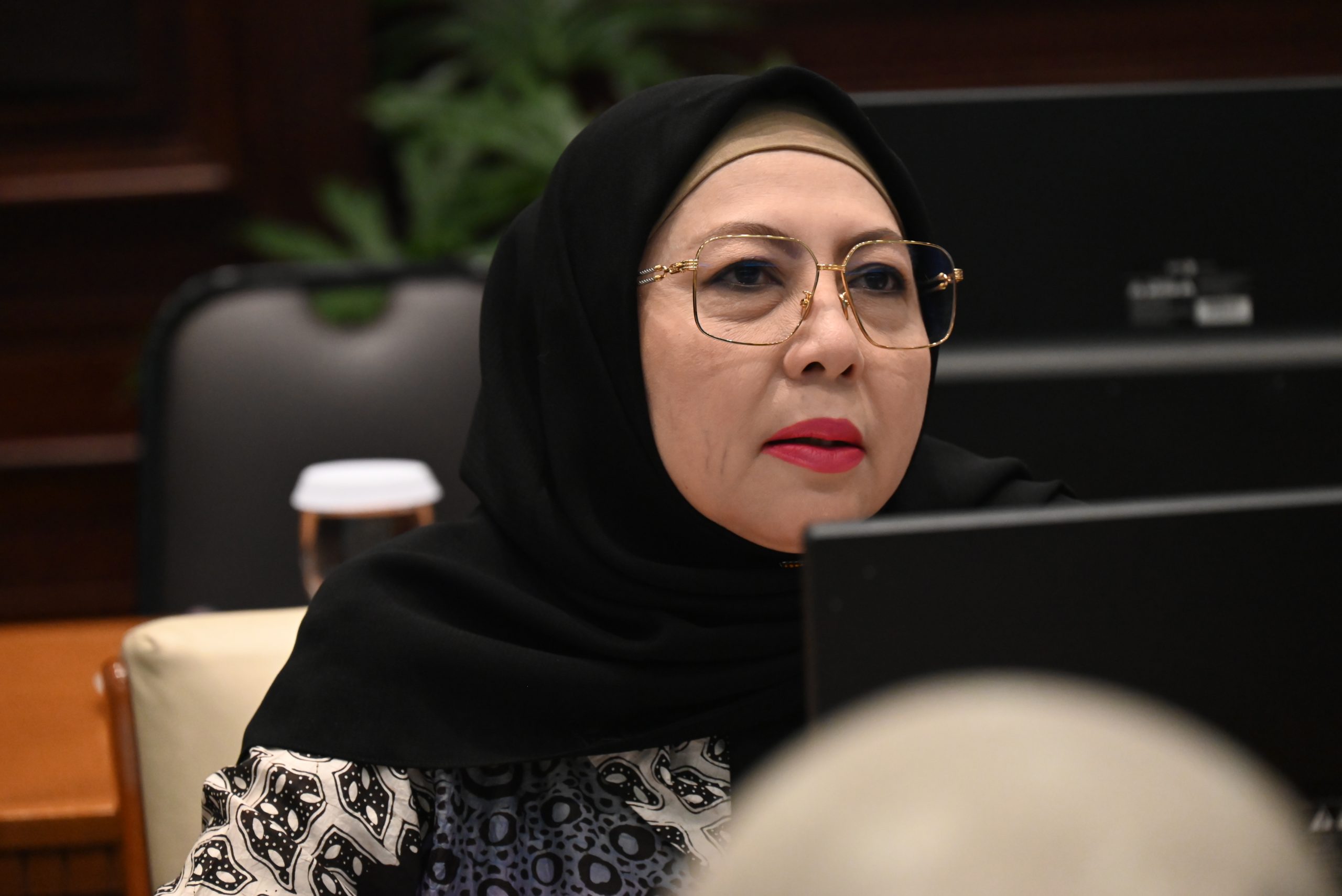 Anggota Badan Kerja Sama Antar-Parlemen (BKSAP) DPR RI, Himmatul Aliyah, saat acara kunjungan Panitia Kerja Open Government – Parliament (OG-P) BKSAP DPR RI ke Provinsi Jawa Barat (Jabar), Selasa (29/4/2024). Foto: Singgih/vel.
