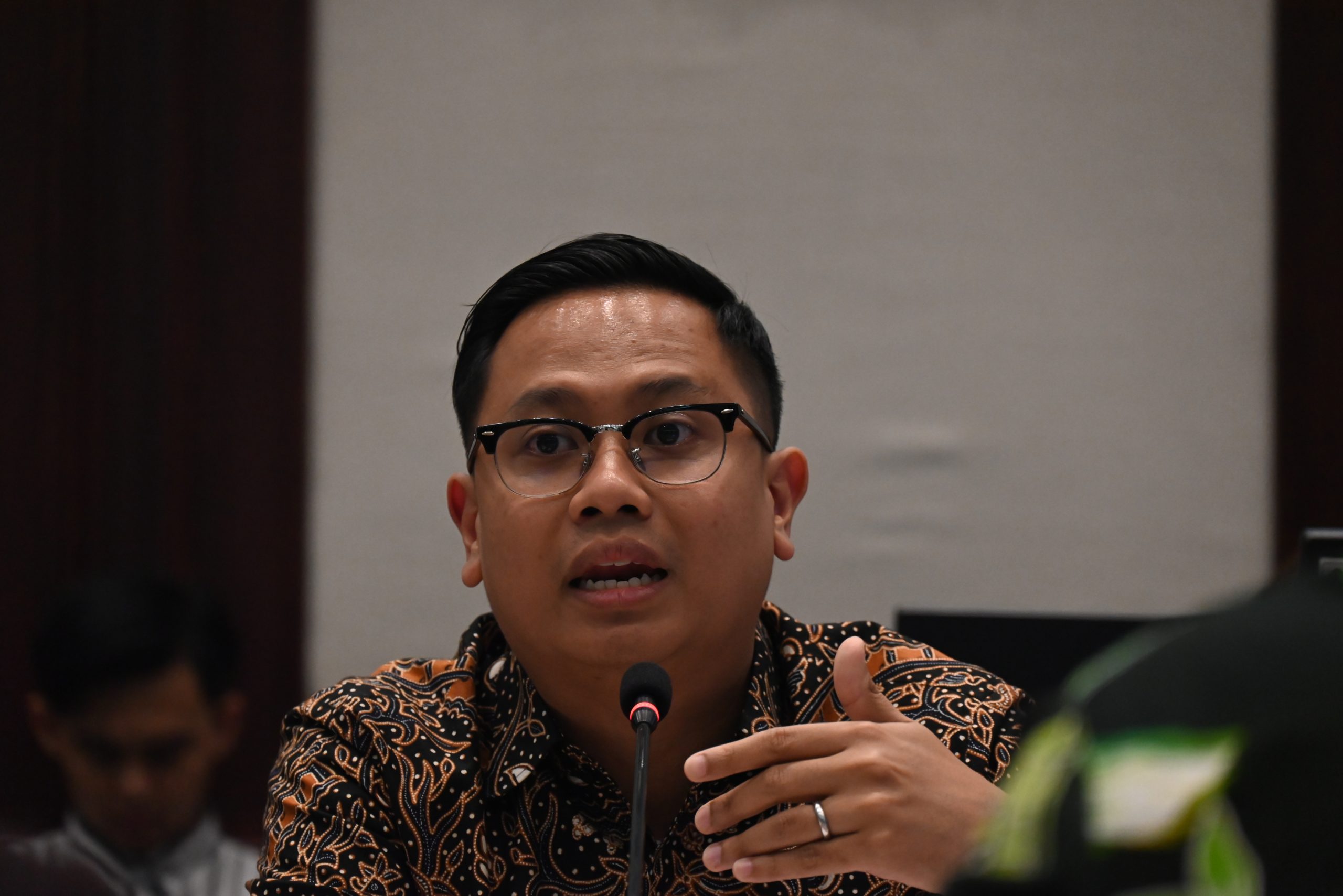 Wakil Ketua Badan Kerja Sama Antar Parlemen (BKSAP) DPR RI, Bramantyo Suwondo, saat acara kunjungan Panitia Kerja Open Government – Parliament (OG-P) BKSAP DPR RI ke Provinsi Jawa Barat (Jabar), Selasa (29/4/2024). Foto: Singgih/vel.