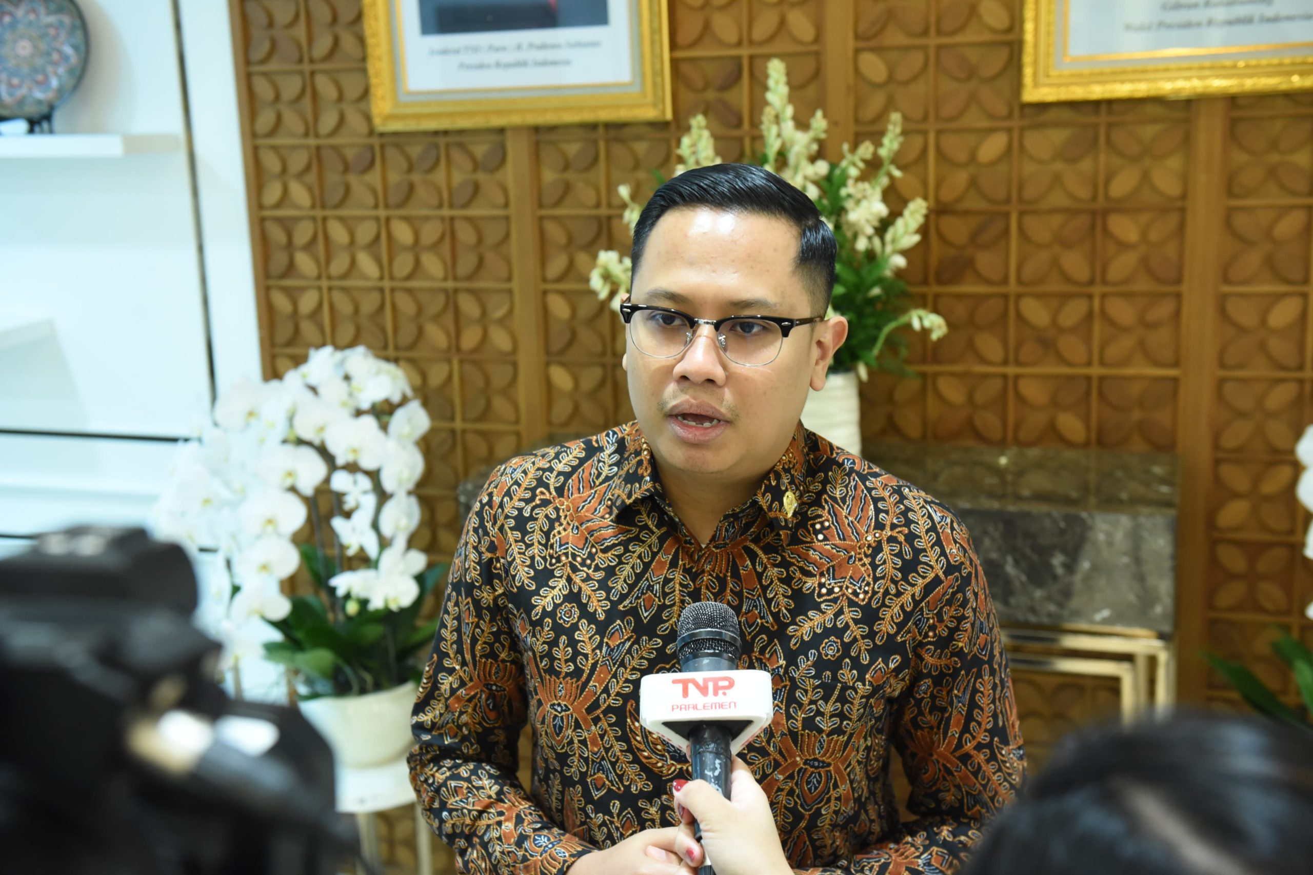 Wakil Ketua Badan Kerja Sama Antar-Parlemen (BKSAP) DPR RI, Bramantyo Suwondo usai menerima kunjungan perwakilan Kedutaan Besar Meksiko untuk Indonesia pada Jumat (16/5/2025). Foto : Jaka/Andri.