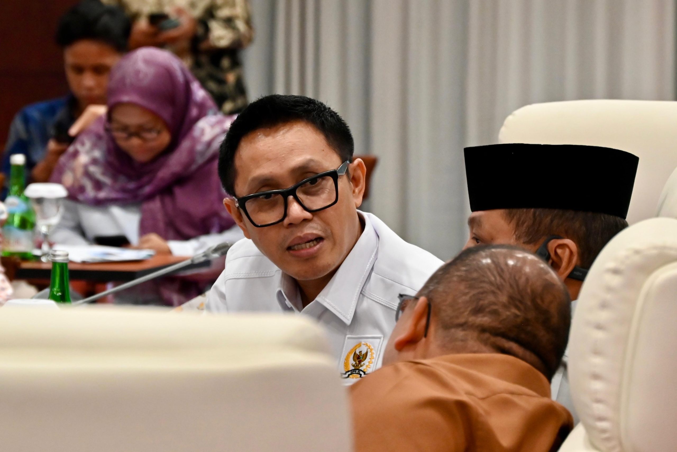 Wakil Ketua Komisi VI DPR RI Eko Hendro Purnomo saat kunjungan kerja reses Komisi VI DPR di Samarinda, Kalimantan Timur, Rabu (18/6/2025). Foto: Eki/vel.