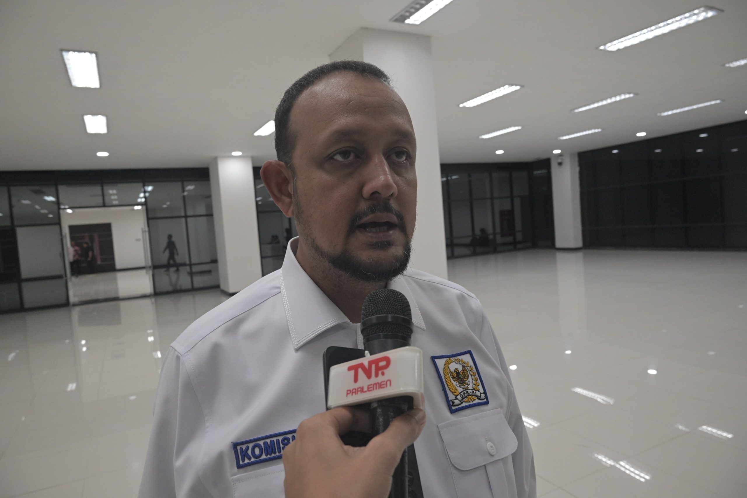 Anggota Komisi VII DPR RI Muhammad Hatta saat kunjungan kerja Komisi VII DPR RI ke Kantor Gubernur Kaltara, Tanjung Selor, Kamis (19/6/2025). Foto: Agung/vel.