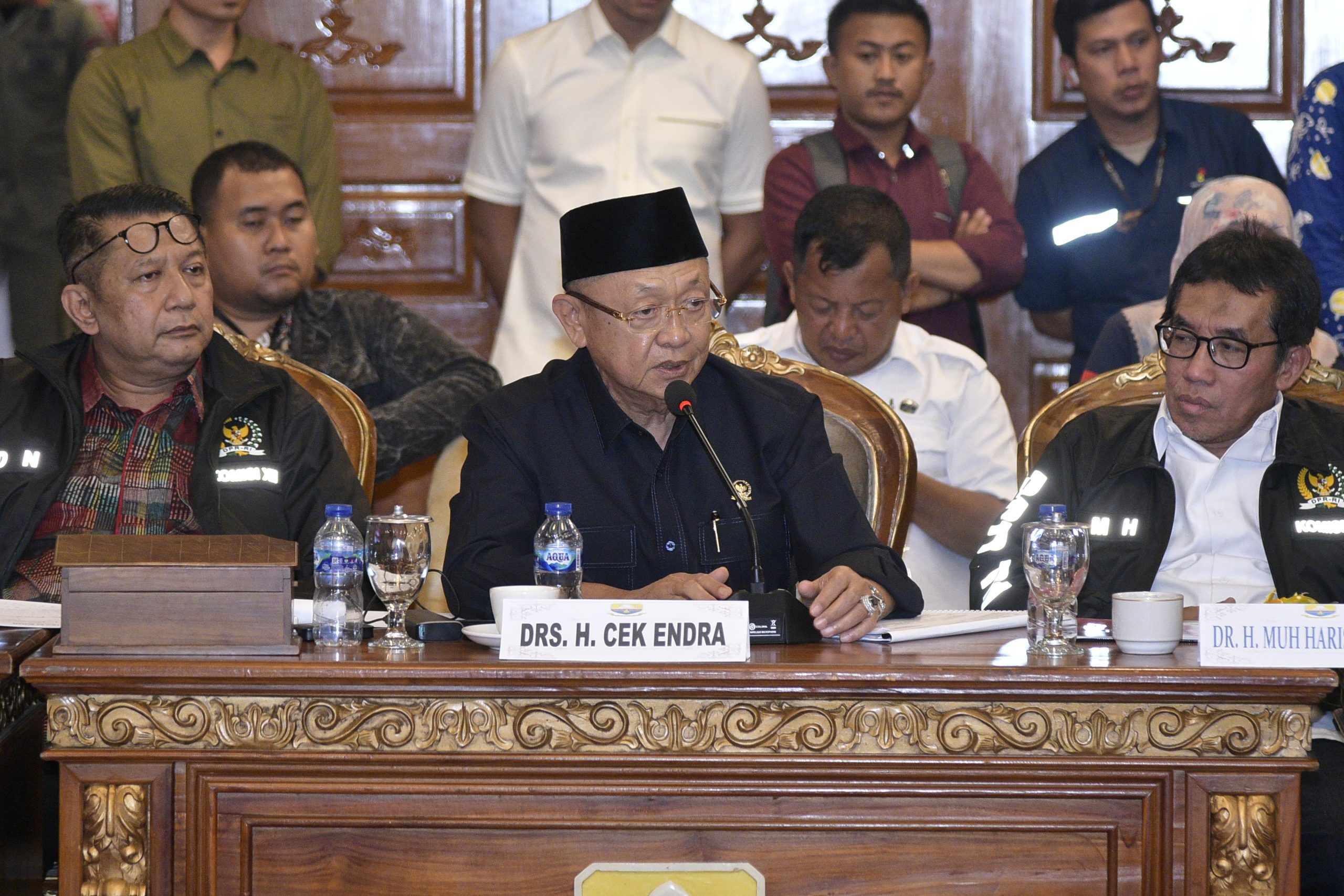 Anggota Komisi XII DPR RI Cek Endra, saat mengikuti pertemuan di Kantor Gubernur Jambi, Jambi, Kamis (19/06/2025). Foto: Munchen/vel.