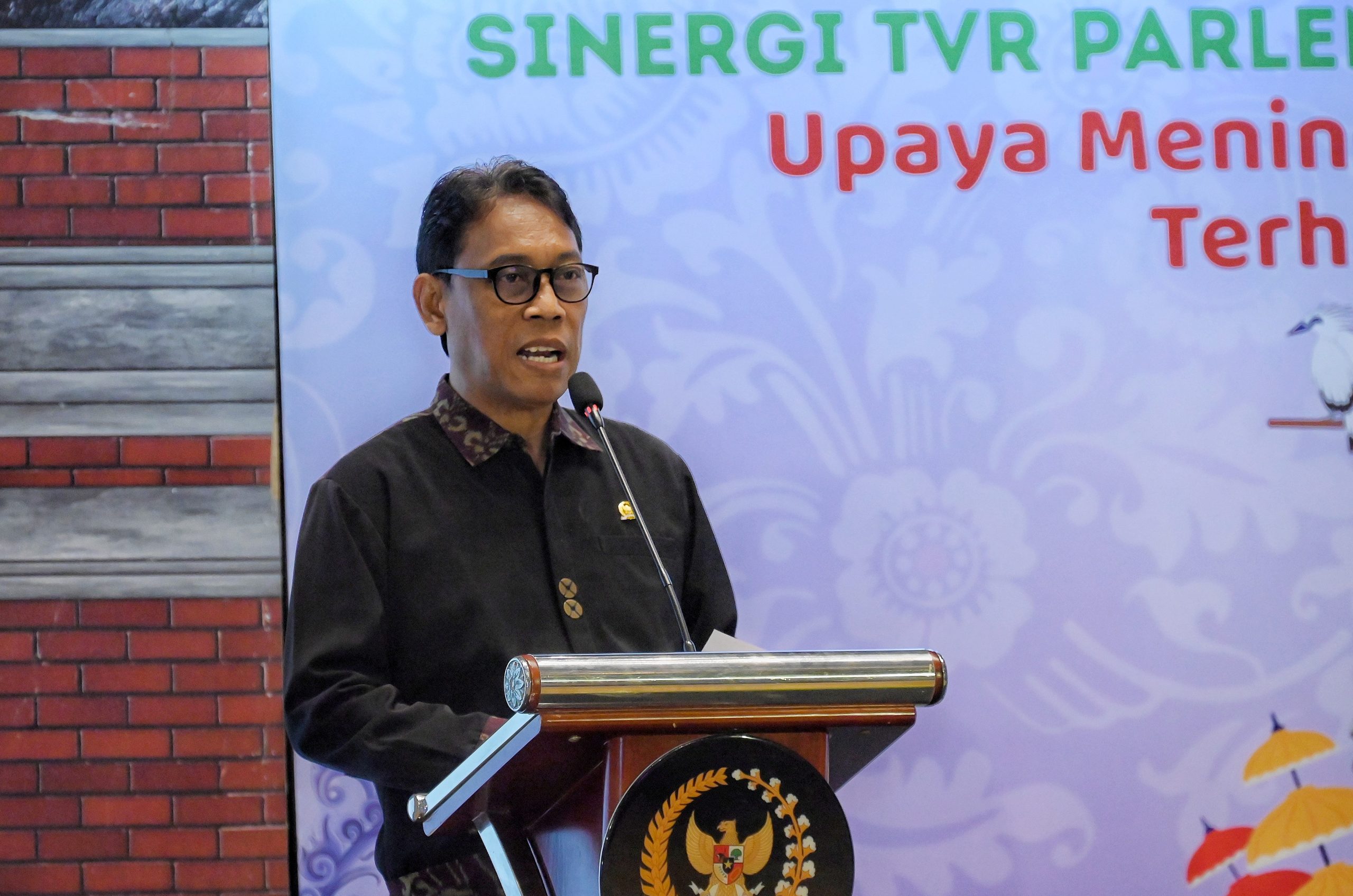 Anggota DPR RI Fraksi PDI-Perjuangan, I Ketut Kariyasa Adnyana saat menghadiri acara loka karya TVR Parlemen di Bali - Denpasar, Kamis (12/6/2025). Foto : Tari/Andri.