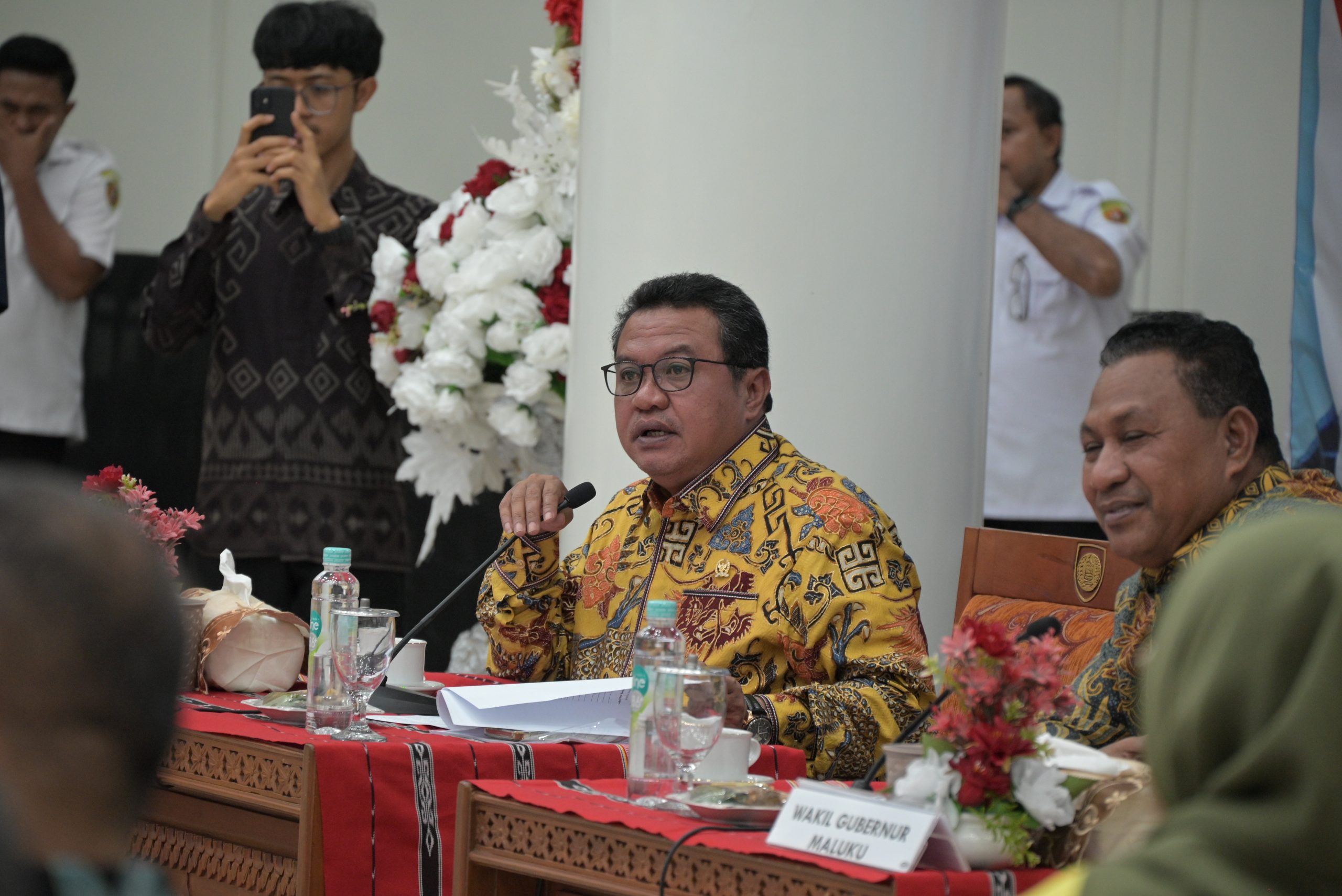Wakil Ketua Komisi VII DPR RI Lamhot Sinaga, saat Kunjungan Kerja Komisi VII DPR RI di Ambon, Rabu (5/6/2025). Foto: Hira/vel.