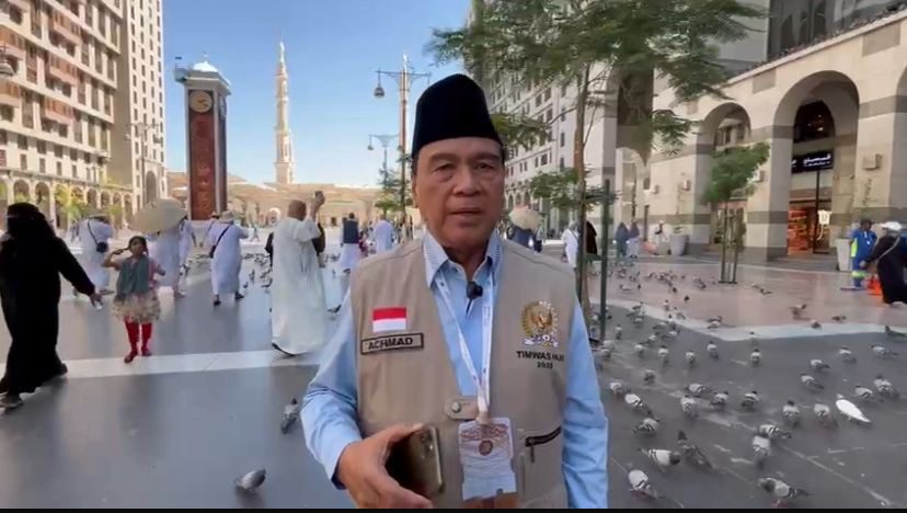 Anggota Tim Pengawas (Timwas) Haji DPR RI Achmad, saat pemantauan ibadah haji di Madinah, Arab Saudi, Jumat (13/6/2025). Foto: hendra/vel.