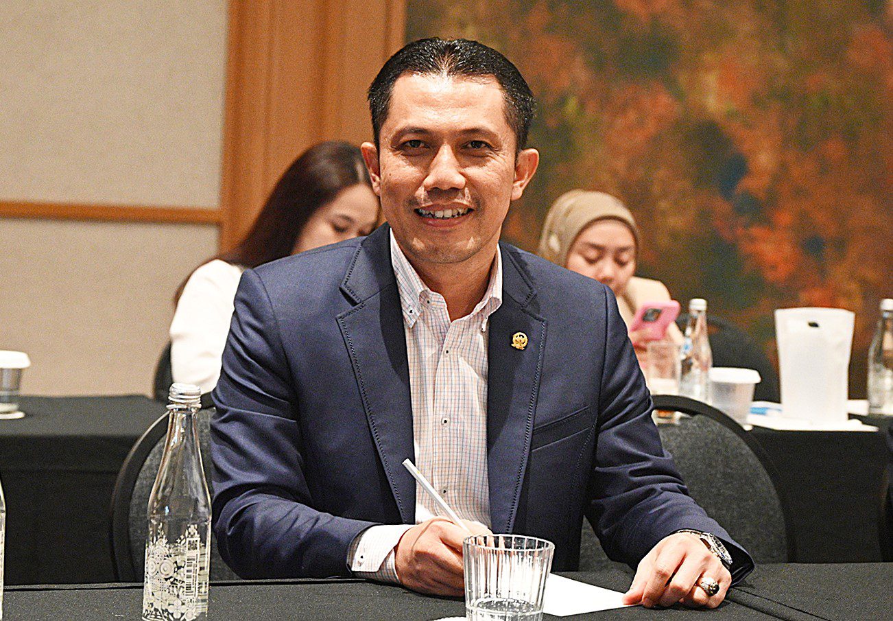 Ketua Delegasi GKSB Indonesia-Ekuador, Aqib Ardiansyah saat mengikuti Rapat Koordinasi Peran Strategis GKSB terhadap Pelaksanaan Diplomasi Parlemen yang digelar di Tangerang Selatan, Banten, Selasa (8/7/2025). Foto : Ucha/Andri.