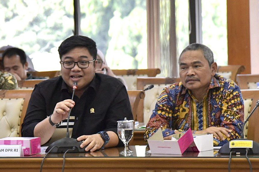 Anggota Badan Aspirasi Masyarakat (BAM) DPR RI Kawendra Lukistian saat mengikuti kunjungan kerja BAM DPR RI di kantor Gubernur Jawa Tengah (Jateng), Semarang, Jateng, Senin (7/7/2025). Foto : Tiara/Andri.