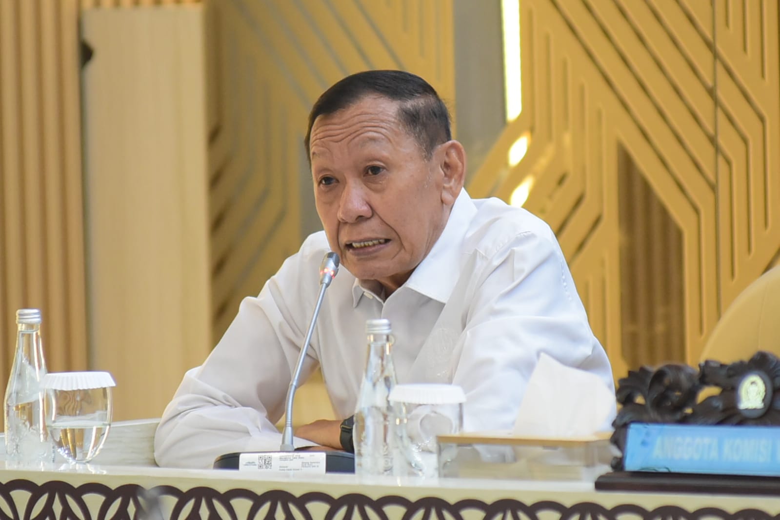 Anggota Komisi V DPR RI Hamka Baco Kady saat Rapat Kerja Komisi V DPR RI dengan Kementerian Perhubungan (Kemenhub) di Gedung Nusantara, Senayan, Jakarta, Senin (30/6/2025). Foto: Oji/vel.