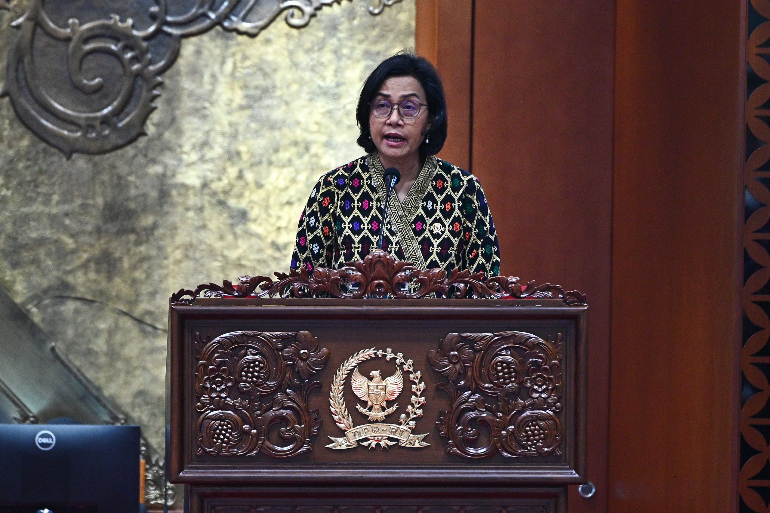 Menteri Keuangan RI Sri Mulyani Indrawati dalam Rapat Paripurna DPR RI di Kompleks Parlemen Senin (1/7/2025). Foto: Farhan/vel.