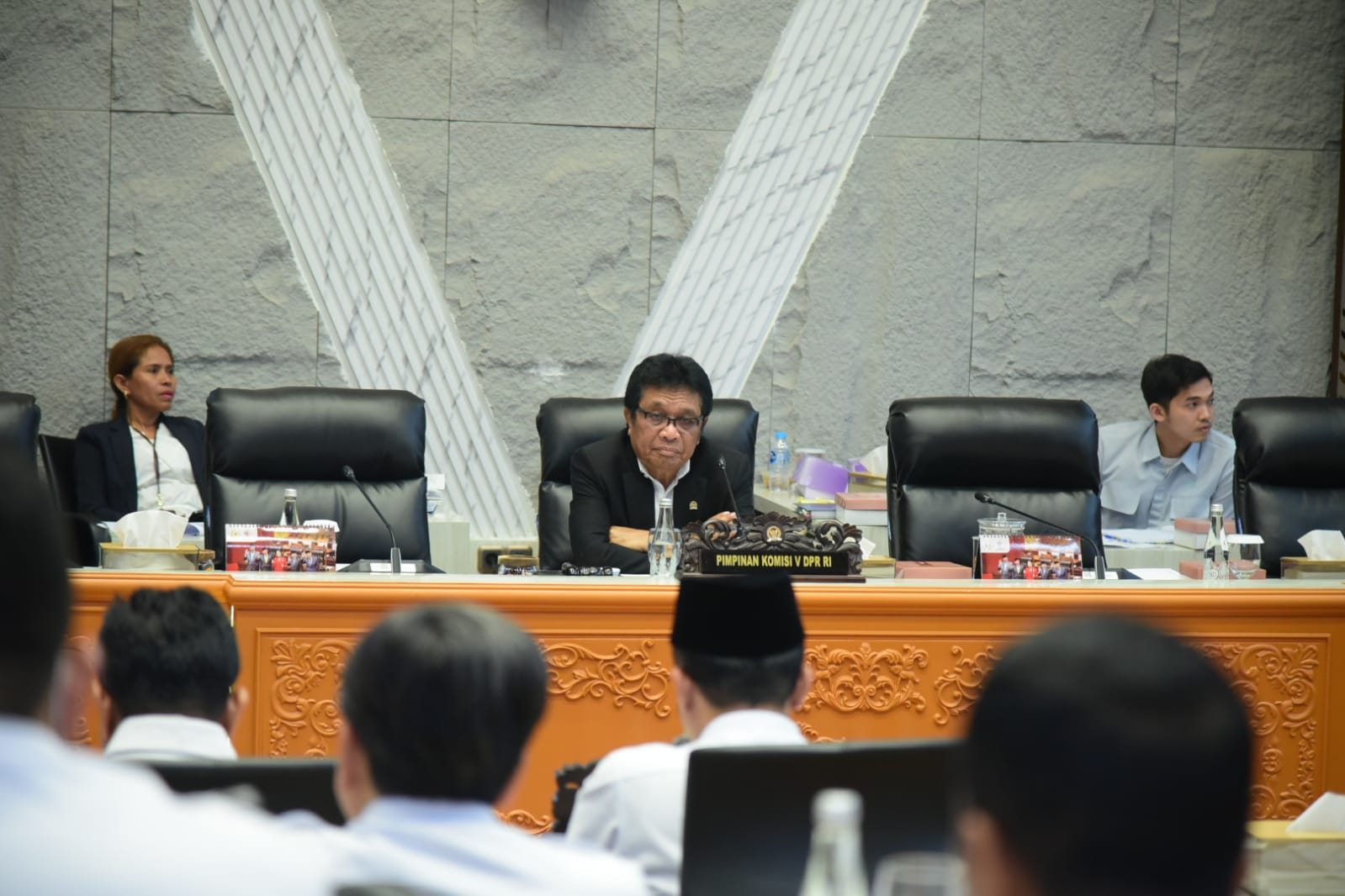 Wakil Ketua Komisi V DPR RI, Ridwan Bae dalam Rapat Kerja bersama Menteri Desa, Pembangunan Daerah Tertinggal serta Menteri Transmigrasi di Kompleks Parlemen, Senayan, Jakarta, Senin (7/7/2025). Foto: Oji/vel.
