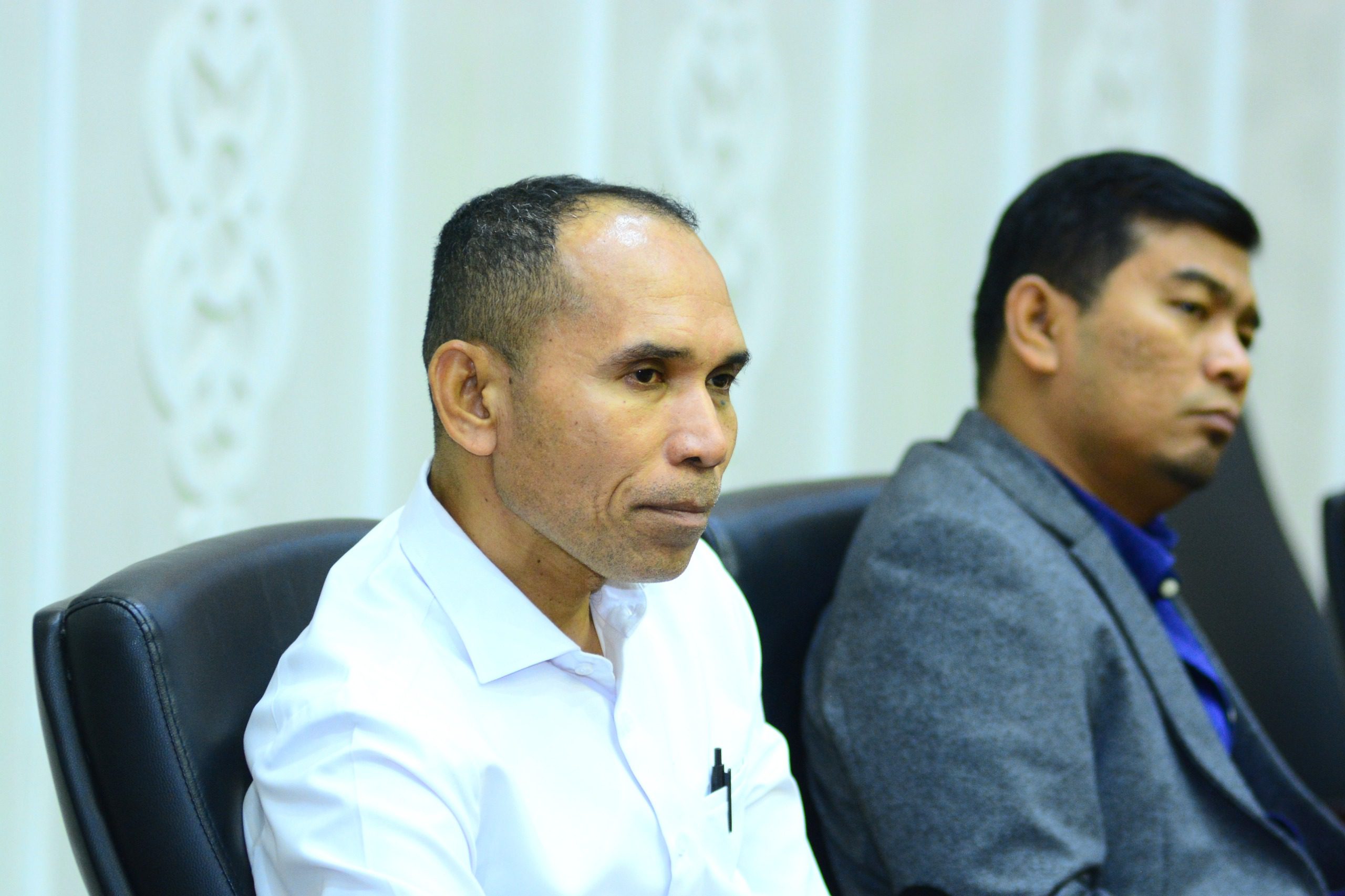 Anggota Badan Legislasi (Baleg) DPR RI, Alimuddin Kolatlena saat Rapat Dengar Pendapat Umum (RDPU) Baleg DPR RI dengan Prof. Jimly Asshiddiqie dan Lukman Hakim Saifuddin di Ruang Rapat Baleg, Rabu (9/7/2025). Foto: Geraldi/vel.