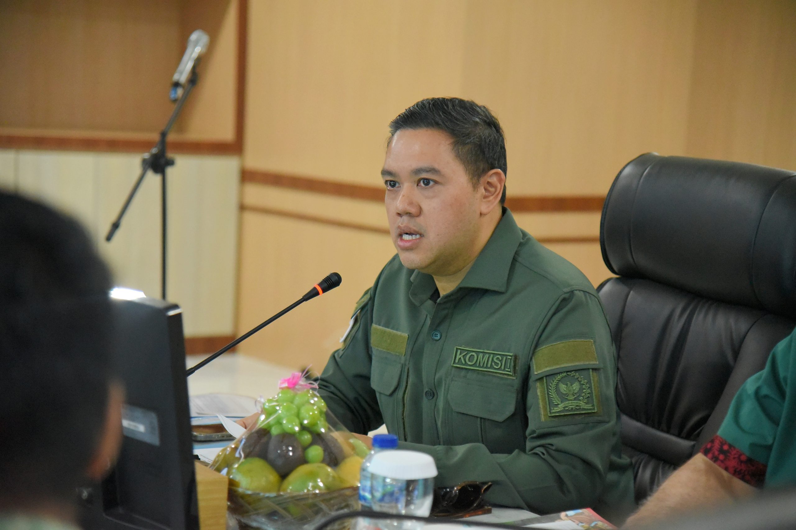 Wakil Ketua Komisi I DPR RI Dave Akbarshah Fikarno Laksono saat Kunjungan Kerja Spesifik Komisi I, di Medan, Sumatera Utara, Kamis (10/07/2025). Foto: Hanum/vel.