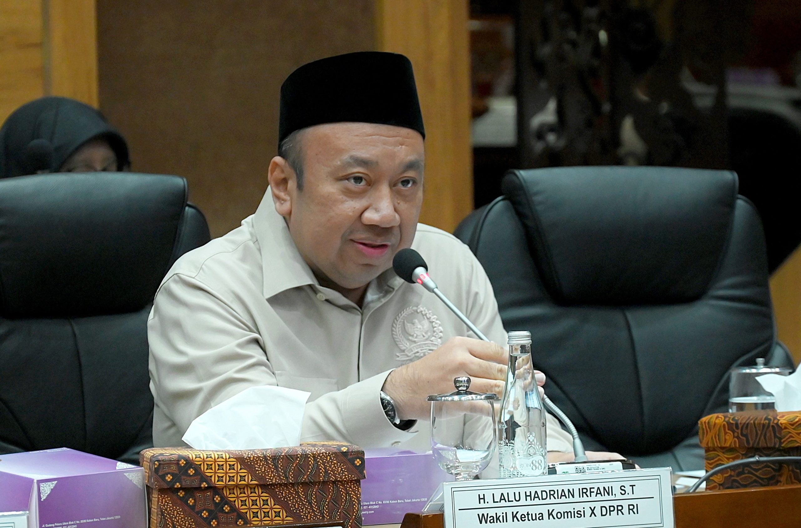 Wakil Ketua Komisi X DPR RI, Lalu Hadrian Irfani. Foto : Tari/Andri.