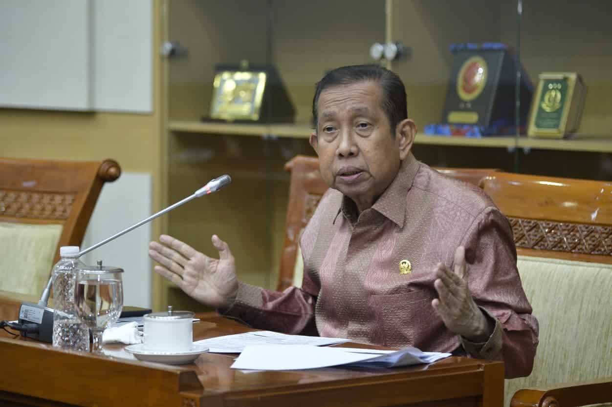 Anggota Komisi III DPR RI Safaruddin saat menerima masukan terkait RUU KUHAP, dari perwakilan Koalisi Nasional Organisasi Disabilitas di Gedung Nusantara II, Senayan, Jakarta, Senin (29/9/2025). Foto : Munchen/Andri.