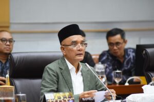 Ketua Komisi VIII DPR RI Marwan Dasopang dalam Rapat Kerja Komisi VIII DPR RI dengan Menteri Haji dan Umrah, di Kompleks Parlemen, Senayan, Jakarta, Selasa (28/10/2025). Foto : Mahendra/Andri.