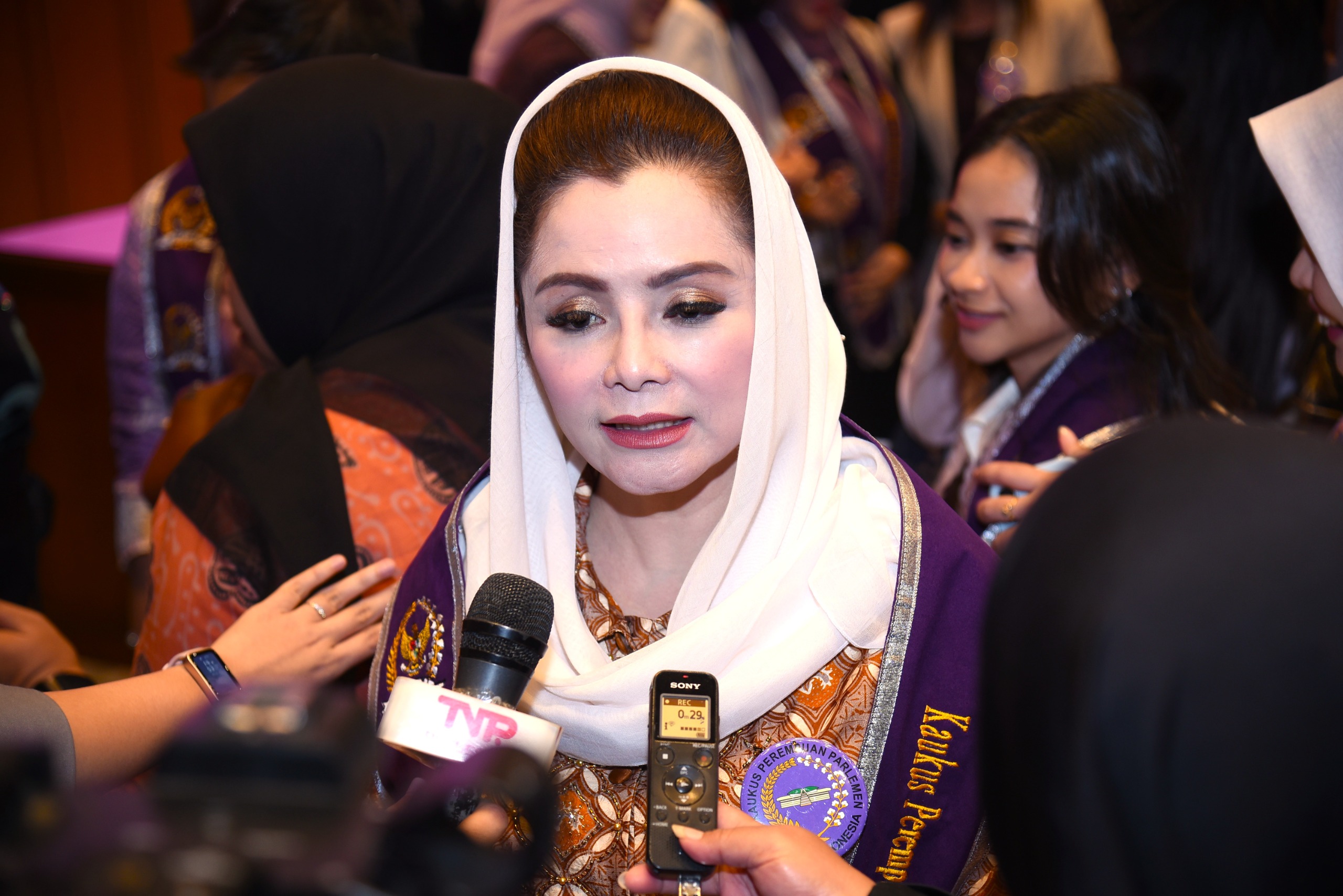 Wakil Ketua Badan Urusan Rumah Tangga (BURT) DPR RI, Novita Wijayanti usai pengukuhan Presidium KPPRI di Gedung Nusantara, Senayan, Jakarta, Kamis (2/10/2025). Foto : Geraldi/Andri
